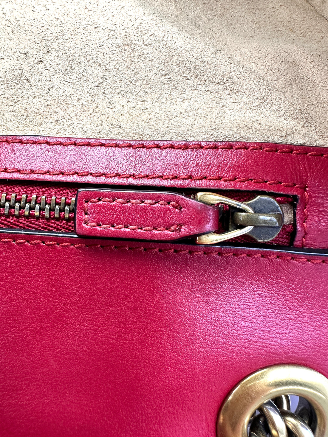 Gucci GG Marmont Red Matelasse Leather Shoulder Bag GG1139