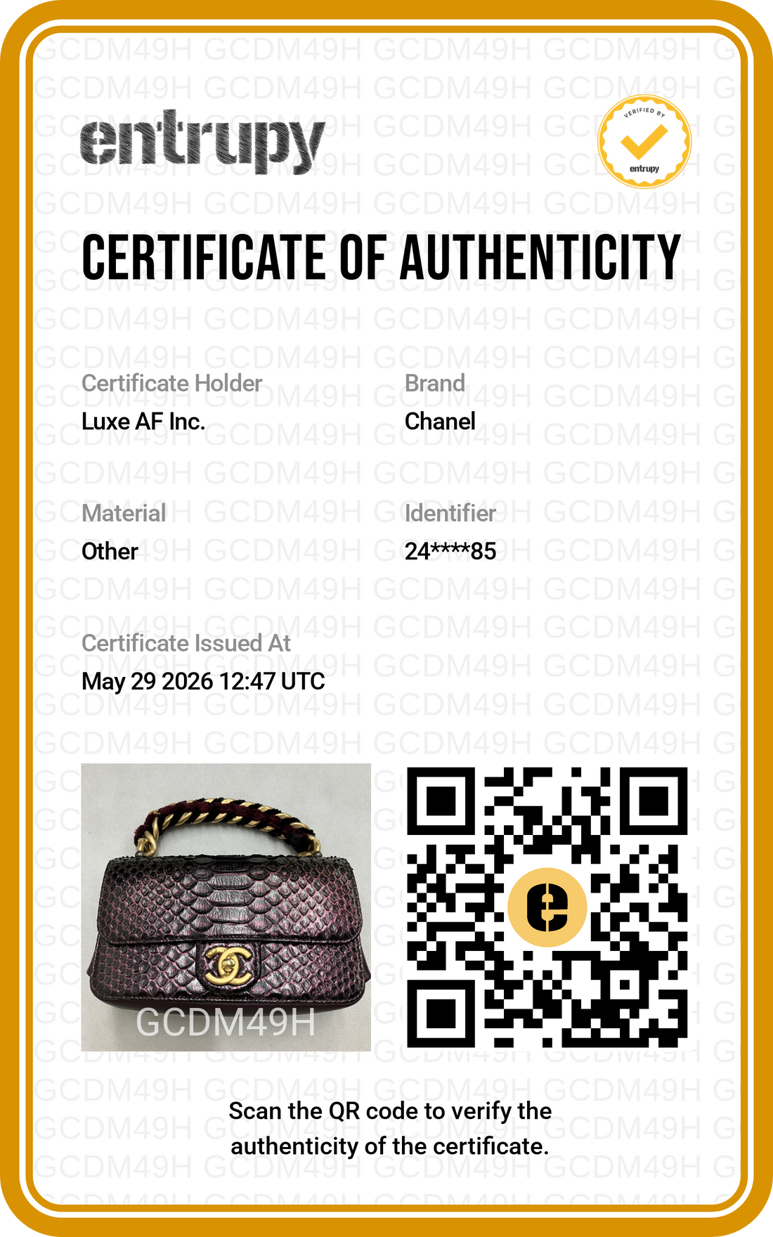 Chanel Classic Flap Metallic Black Python Leather Shoulder Bag With Gold Hardware(24***85) CC2057