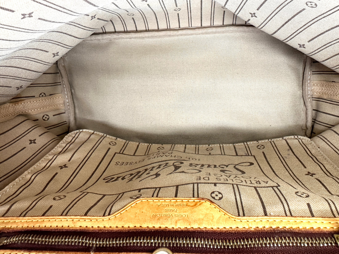 Louis Vuitton Neverfull MM Monogram Canvas Handle Bag LV2884