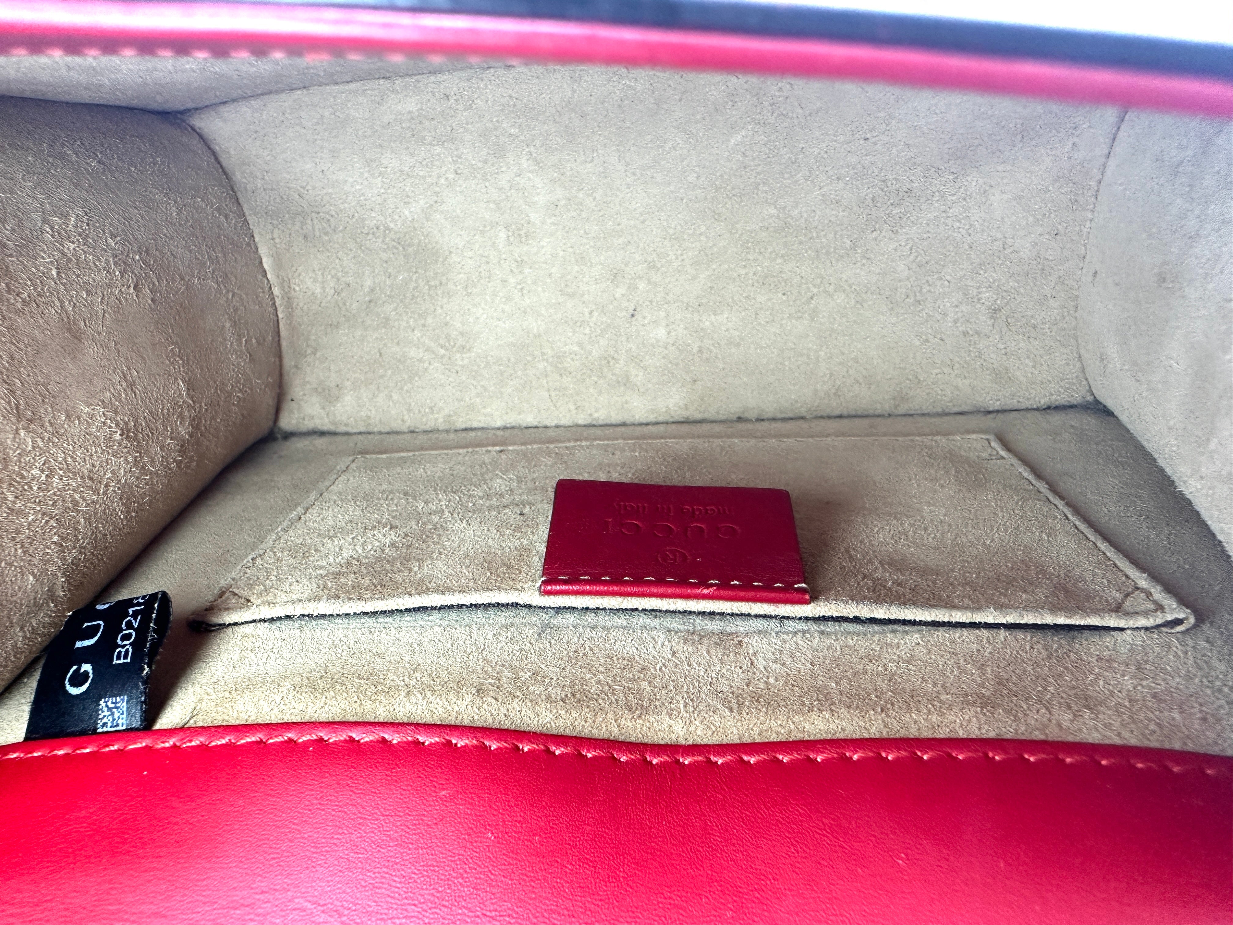Gucci Sylvie Red Leather Top Handle Shoulder Bag GG1143