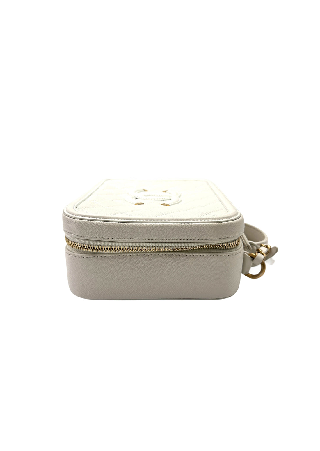 Chanel CC Filigree White Quilted Leather Top Handle Vanity Case(26***20) CC2049