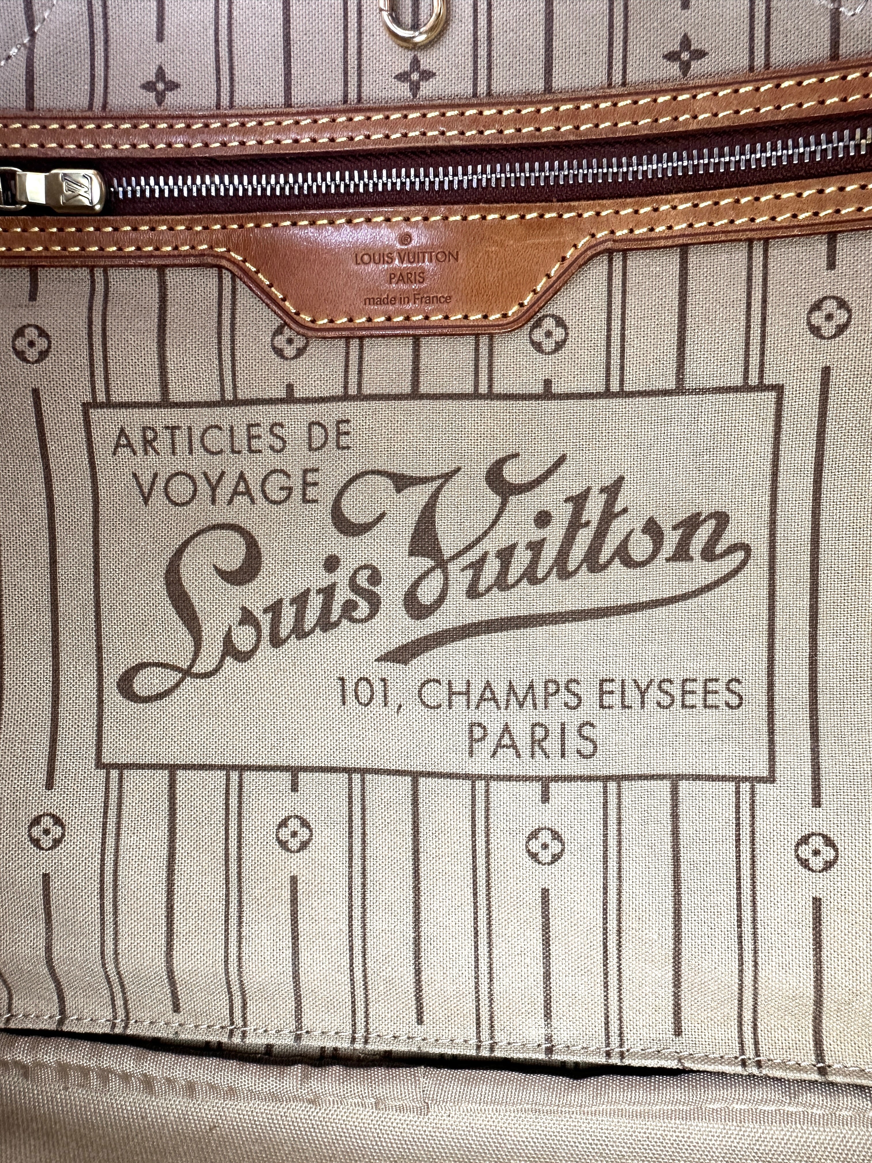 Louis Vuitton Neverfull MM Monogram Canvas Handle Bag LV2882