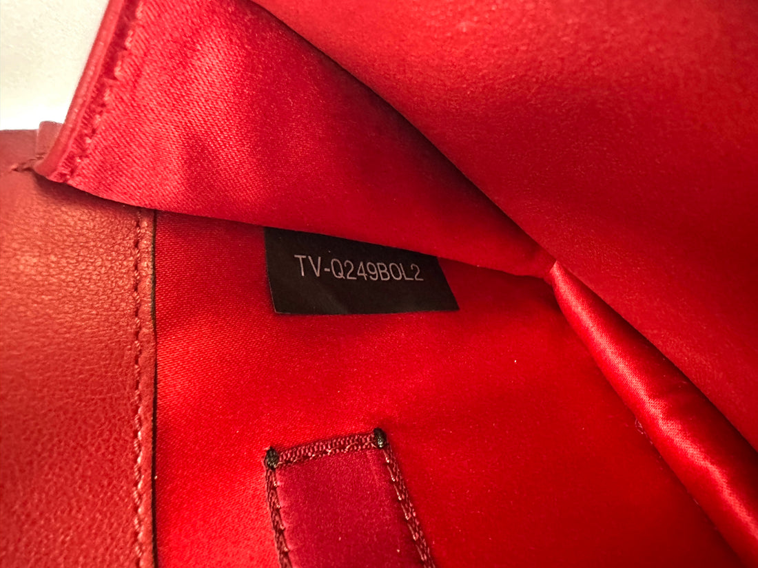 Valentino Garavani Rockstud Red Leather Shoulder Bag VT30