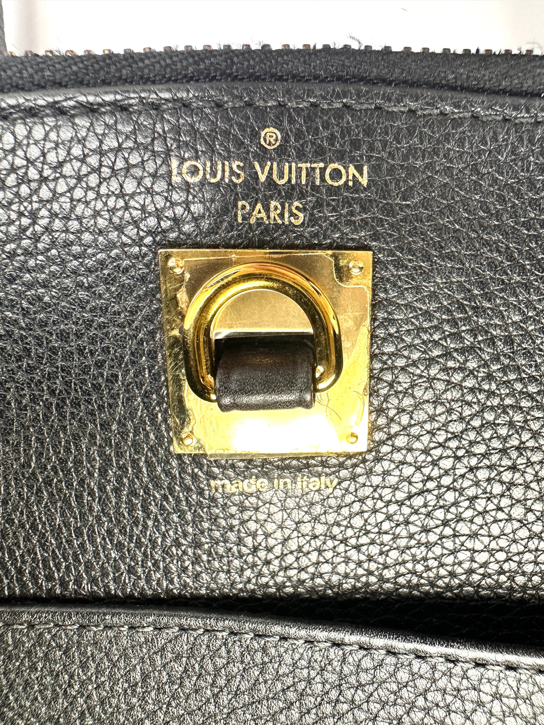 Louis Vuitton City Steamer Black Grained Leather Handle Bag LV2875
