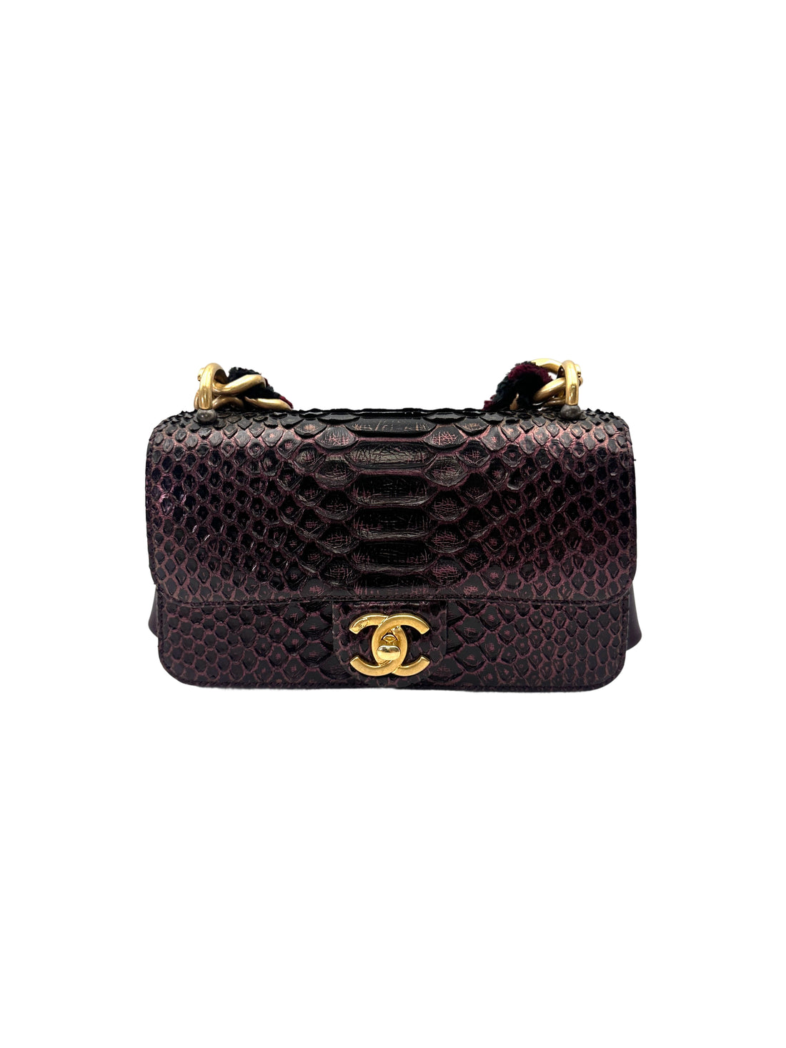 Chanel Classic Flap Metallic Black Python Leather Shoulder Bag With Gold Hardware(24***85) CC2057