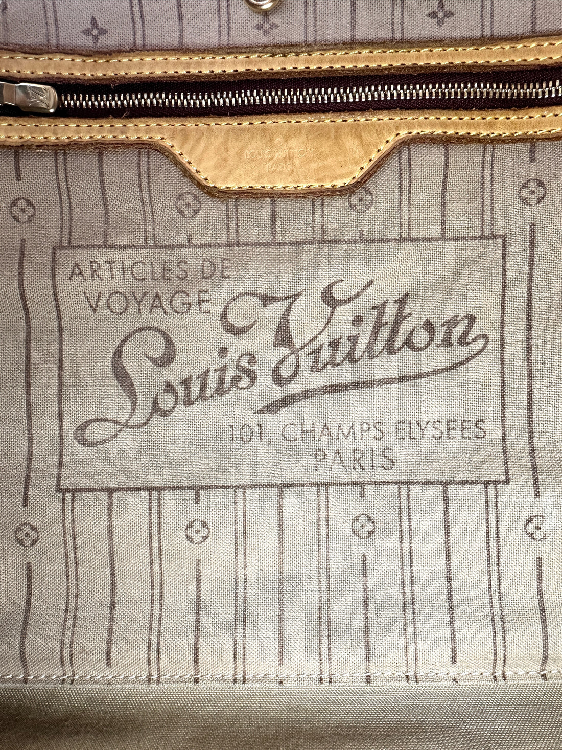 Louis Vuitton Neverfull MM Monogram Canvas Handle Bag LV2881