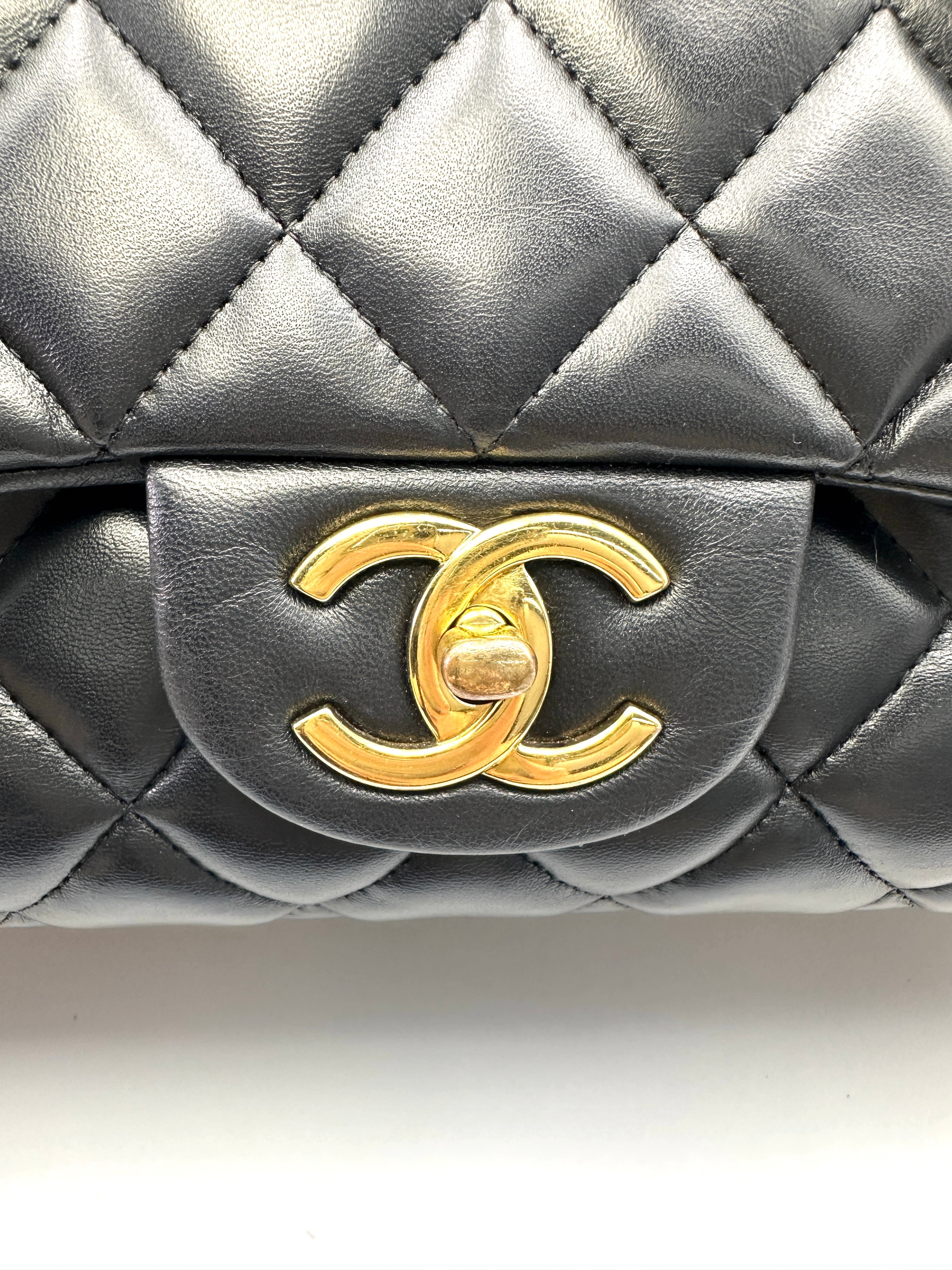 Chanel Classic Flap Black Quilted Lambskin Jumbo Shoulder Bag With Gold Buckle(14***99) CC2052
