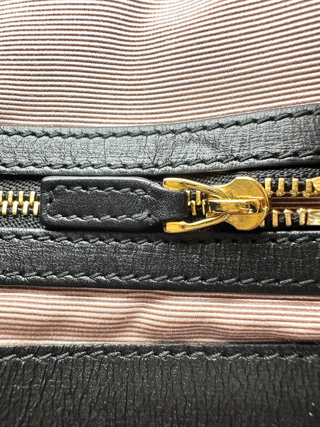 Gucci Arli Black Velvet Shoulder Bag GG1145