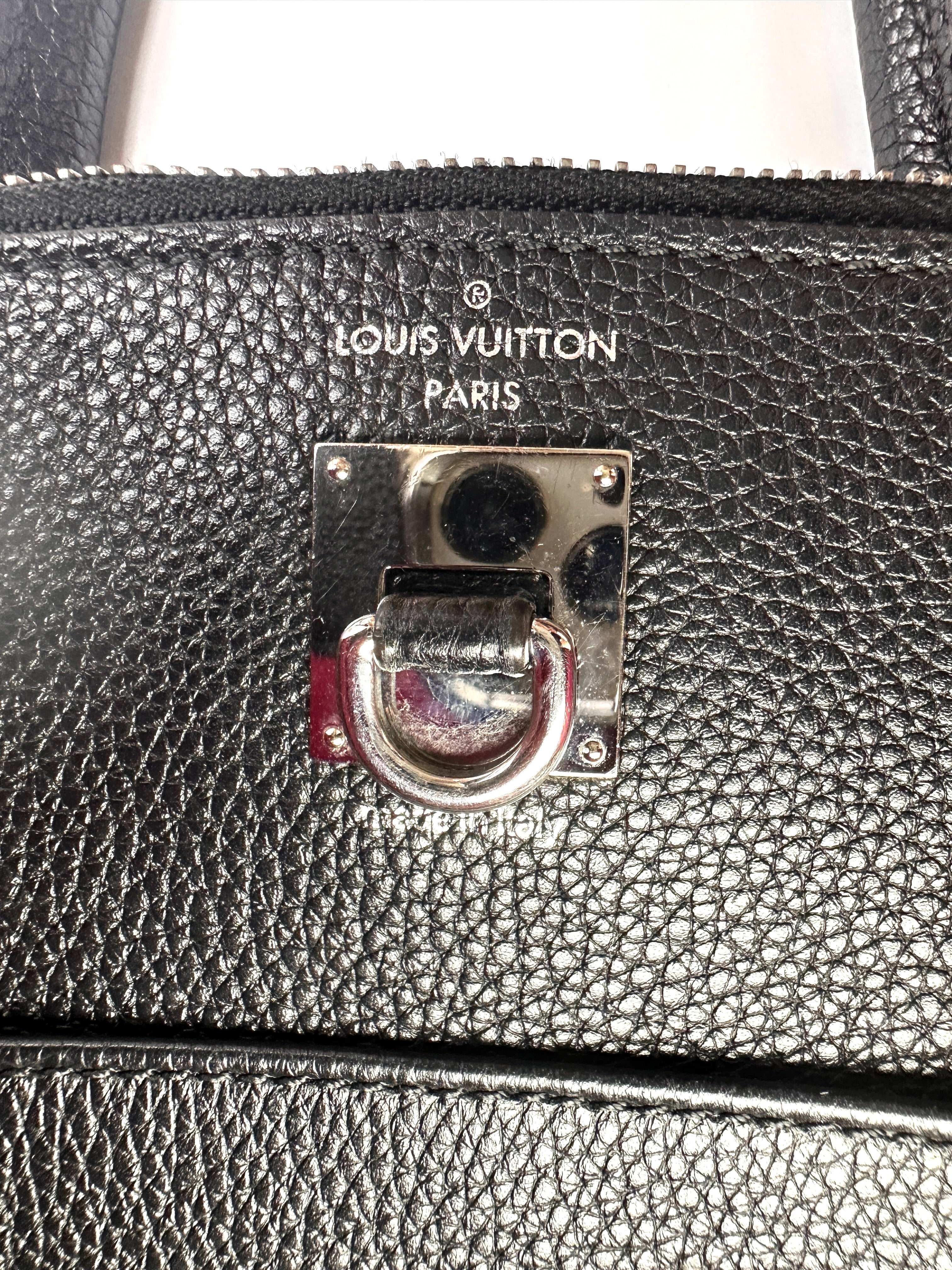 Louis Vuitton City Steamer PM Black/Red Grained Leather Handle Bag LV2887