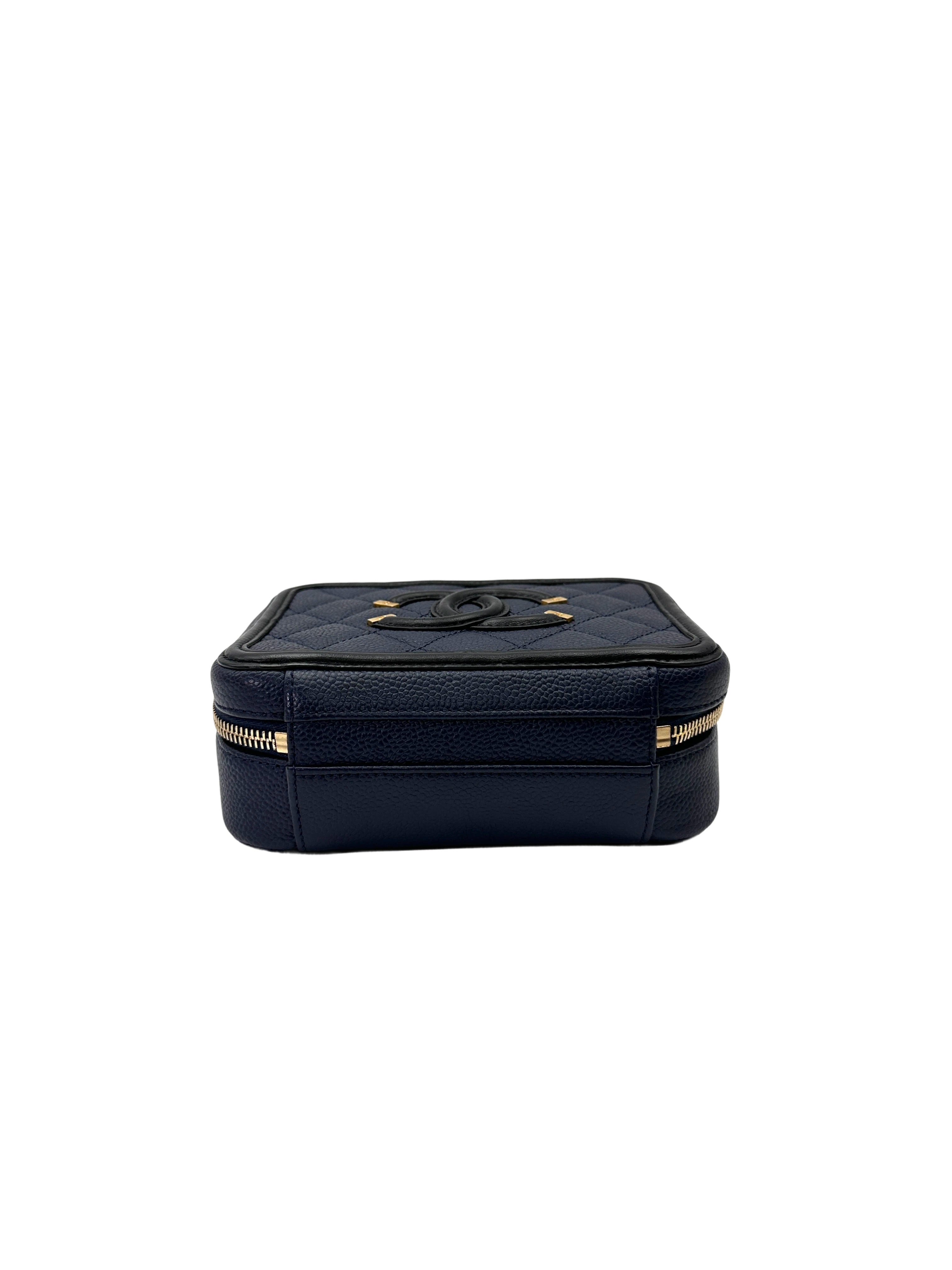 Chanel CC Filigree Navy Quilted Leather Top Handle Vanity Case(23***30) CC2059
