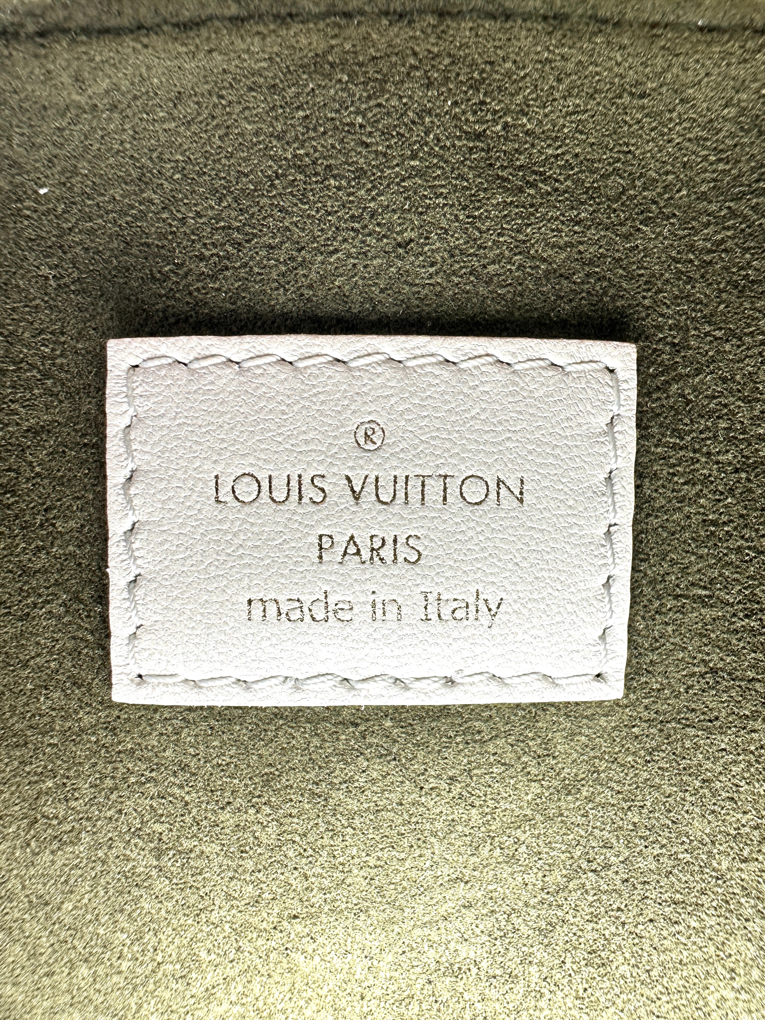 Louis Vuitton Pochette Coussin White Monogram Embossed Leather Shoulder Bag LV2889