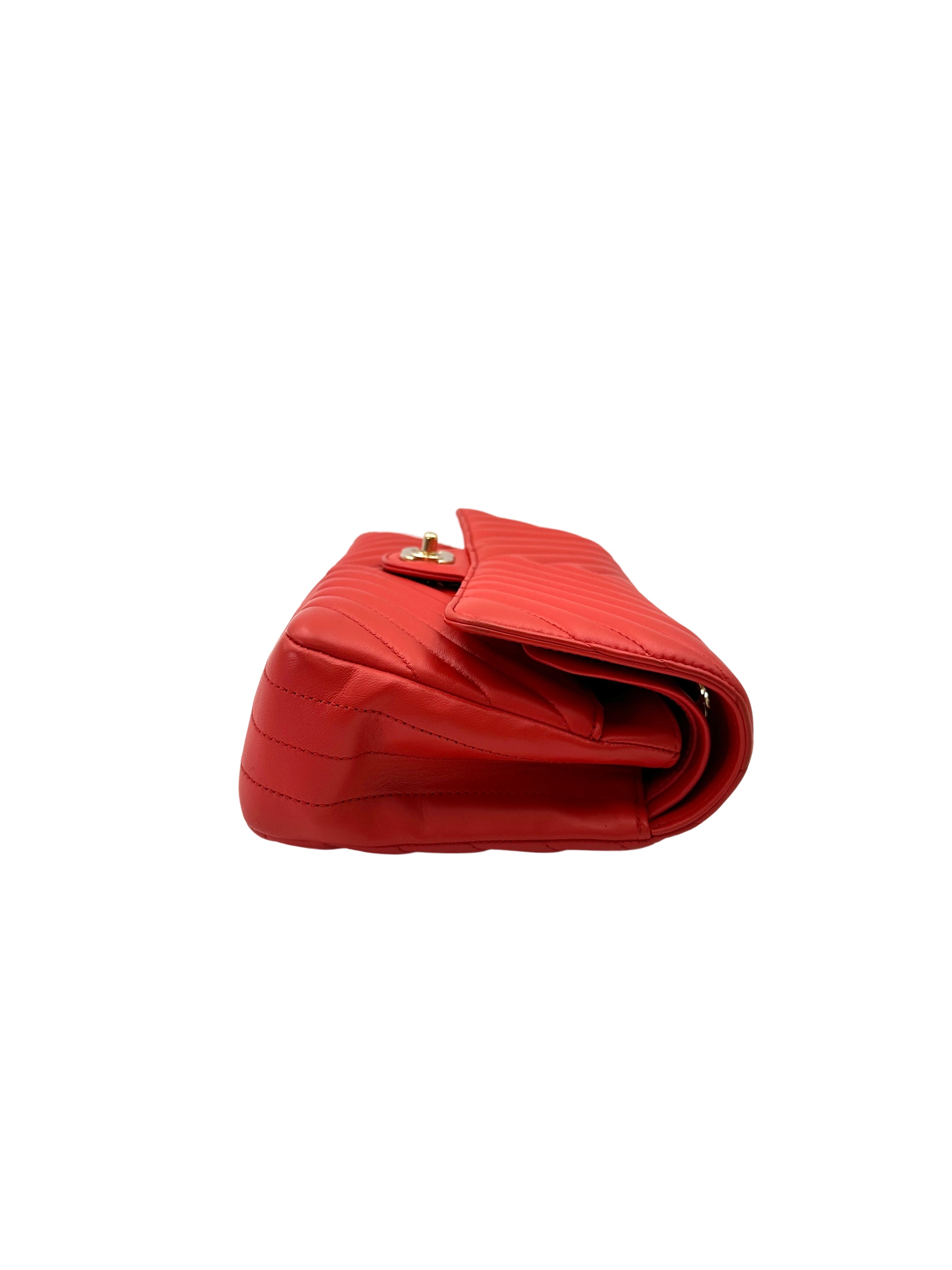 Chanel Classic Flap Red Chevron Quilted Lambskin Flap Bag With Gold Buckle(23***82) CC2062