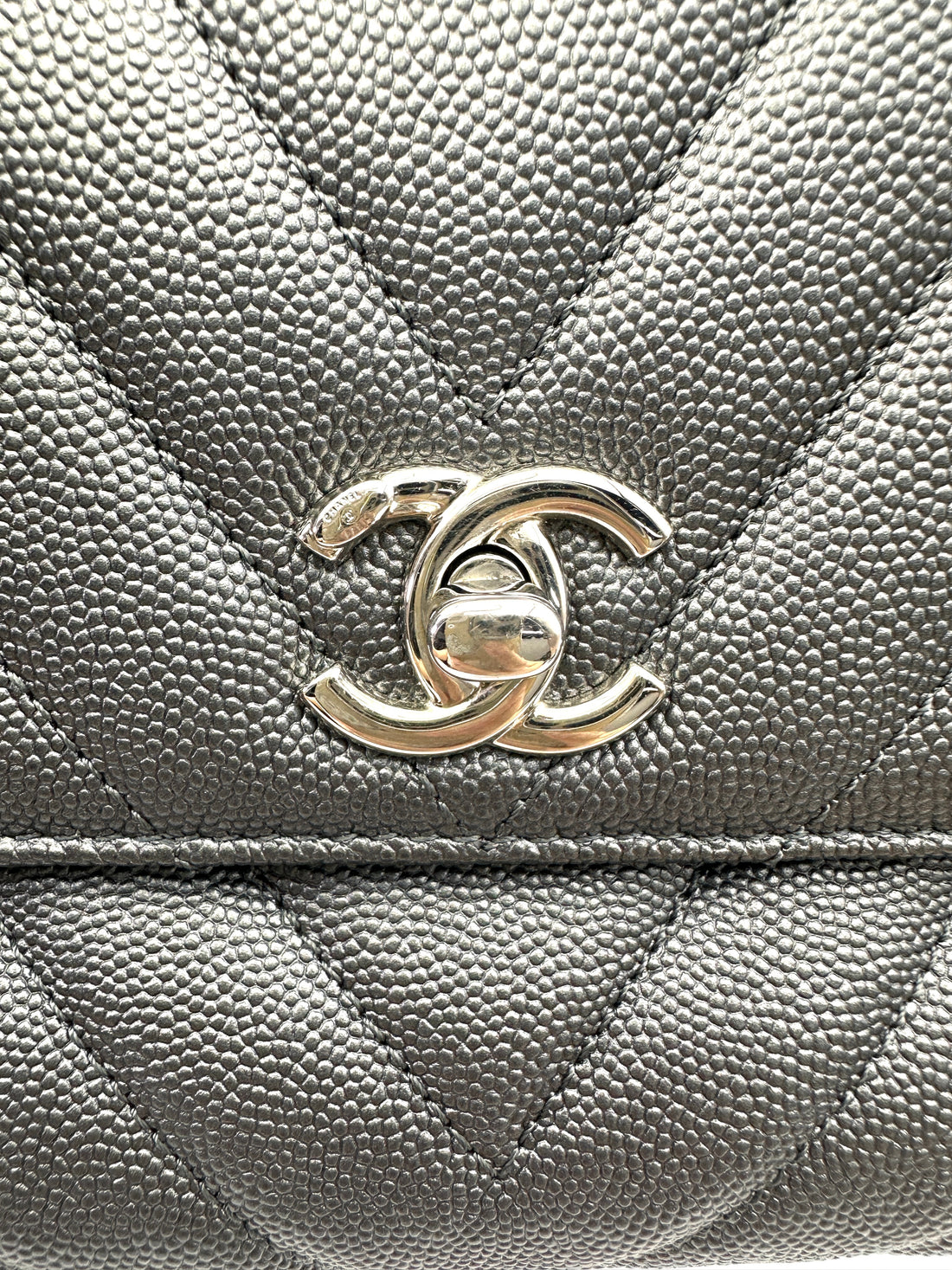 Chanel CoCo Handle Black Chevron Quilted Leather Shoulder Bag(28***83) CC2061