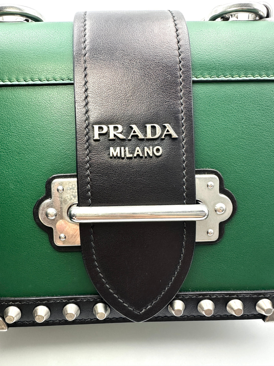 Prada Cahier Black/Green Leather Shoulder Bag PR410