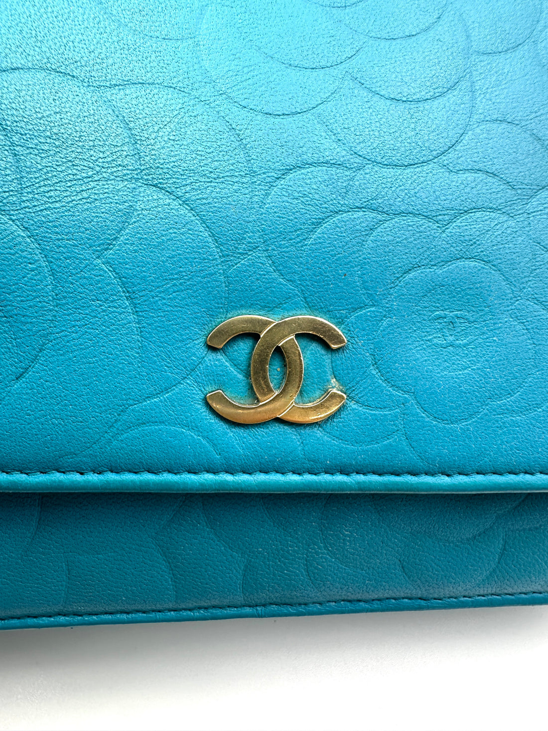 Chanel Camellia Embossed Blue Leather Wallet On Chain(16***46) CC2064