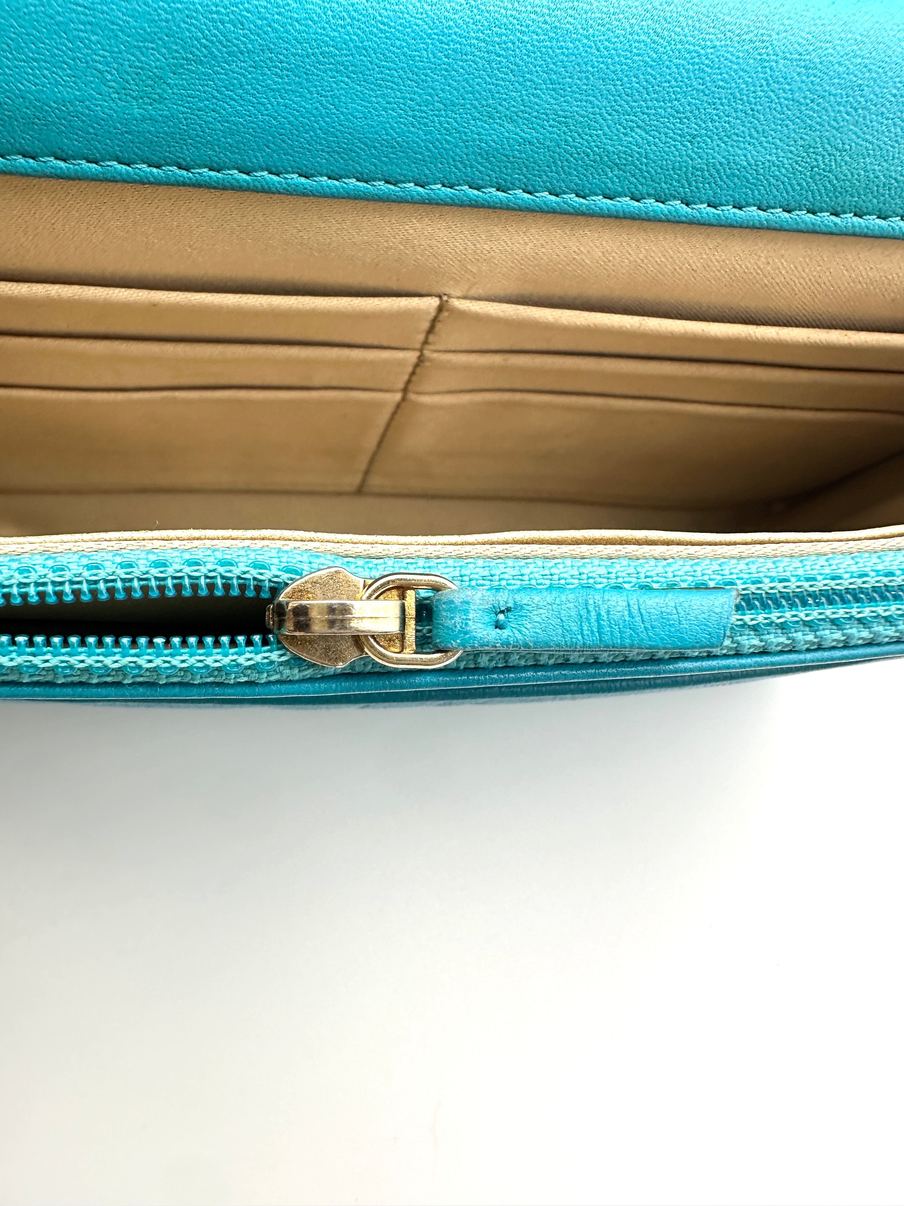 Chanel Camellia Embossed Blue Leather Wallet On Chain(16***46) CC2064