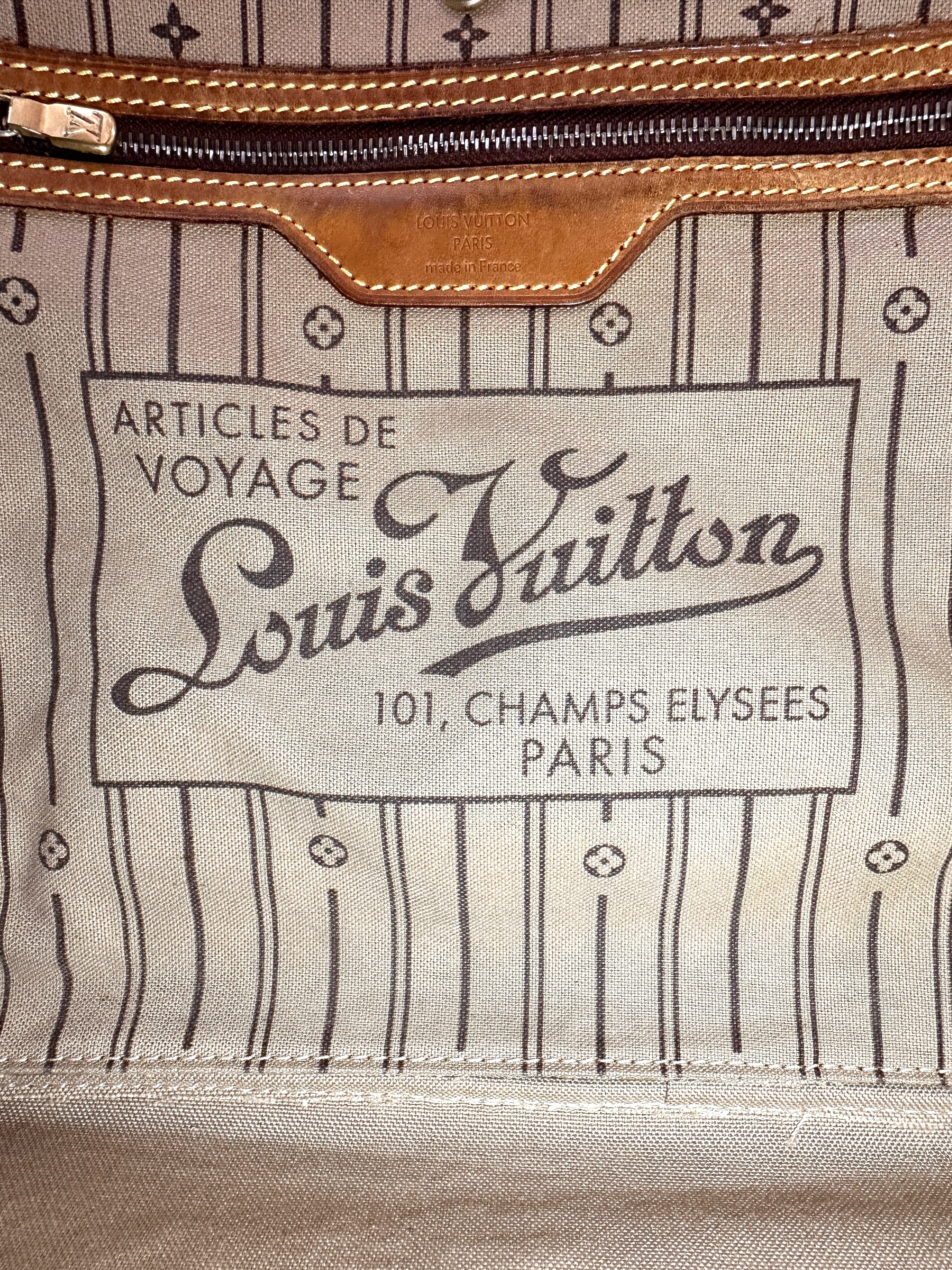 Louis Vuitton Neverfull MM Monogram Canvas Handle Bag LV2897