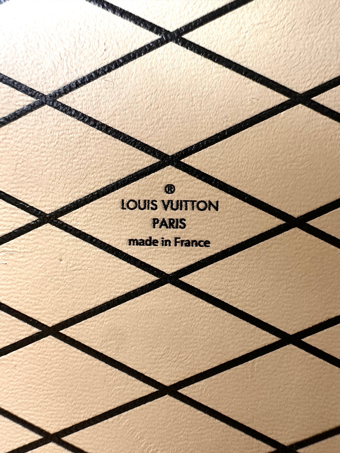 Louis Vuitton Petite Malle Black/White Leather Shoulder Bag LV2901