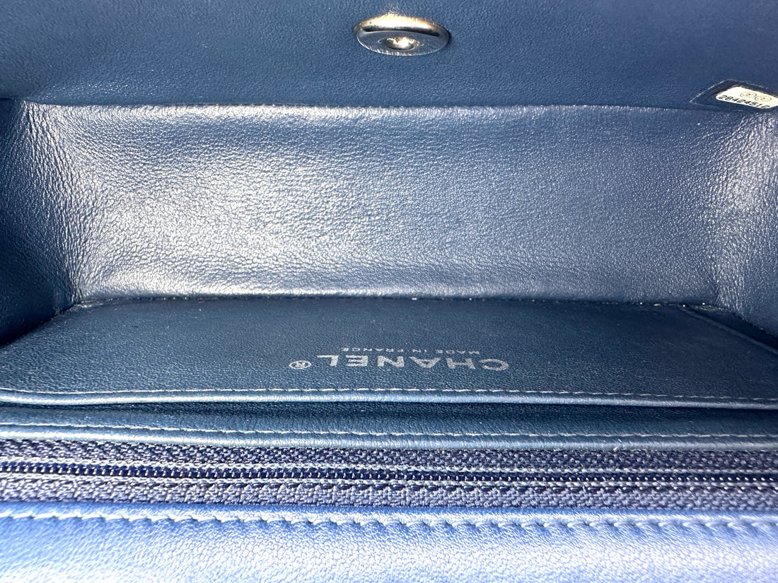 Chanel Classic Flap Blue Quilted Lambskin Flap Bag With Silver Buckle(28***12) CC2070