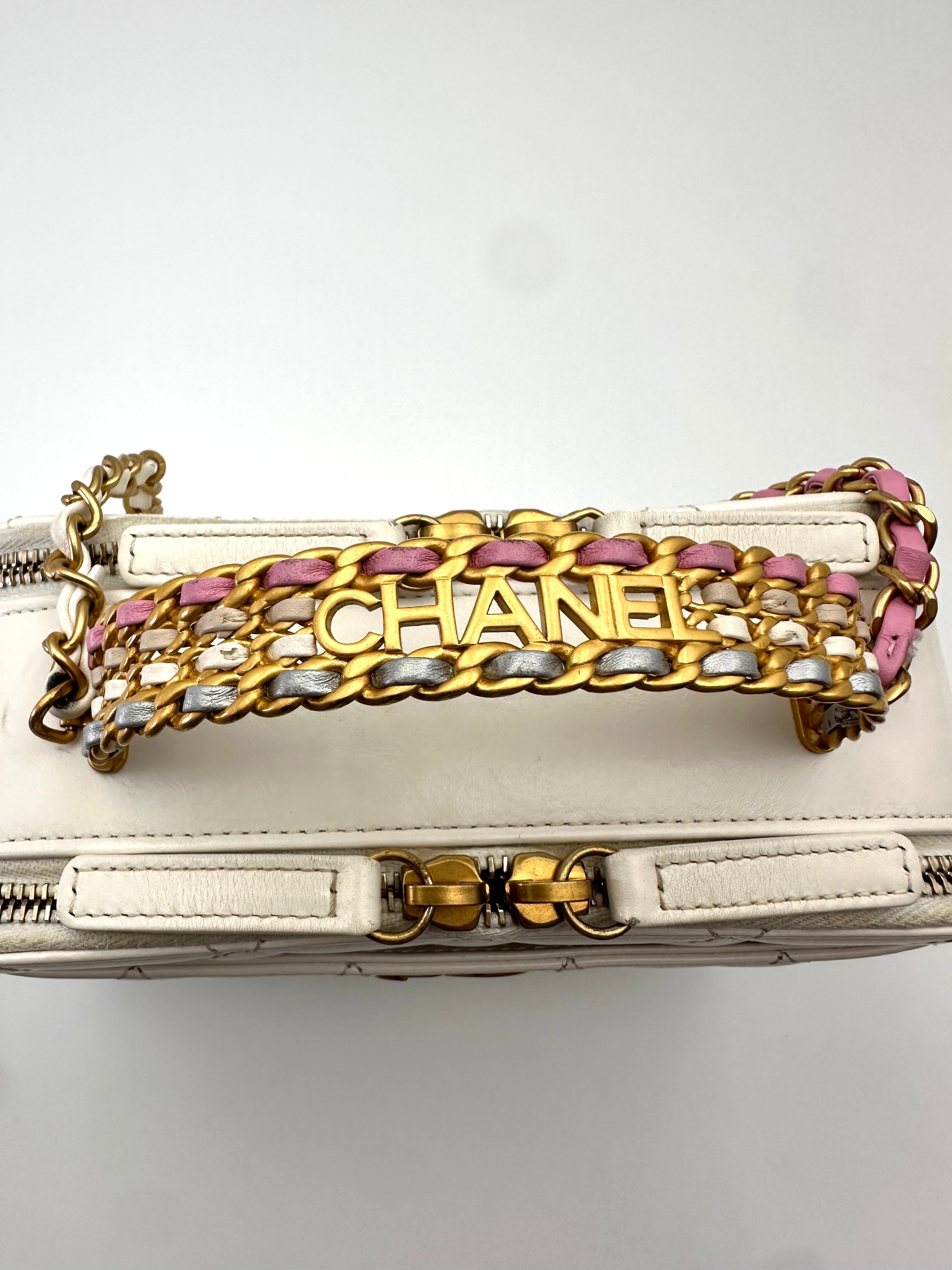 Chanel 23P White Quilted Leather Rainbow Handle Bag(U9***GH) CC2071