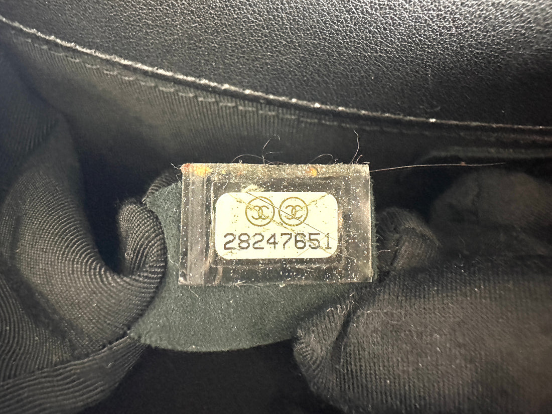 Chanel LeBoy Black/Beige Braided Chevron Leather Medium Size Flap Bag With Gold Buckle(28***51) CC2069
