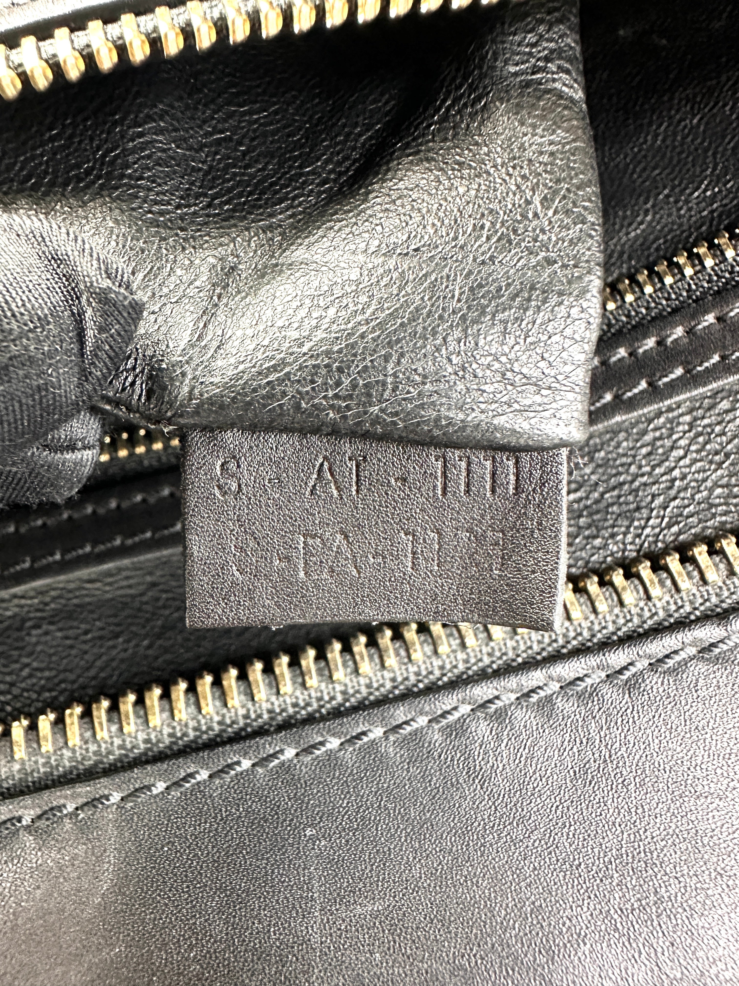 Celine Luggage Black/Beige Leather Handle Bag CE168