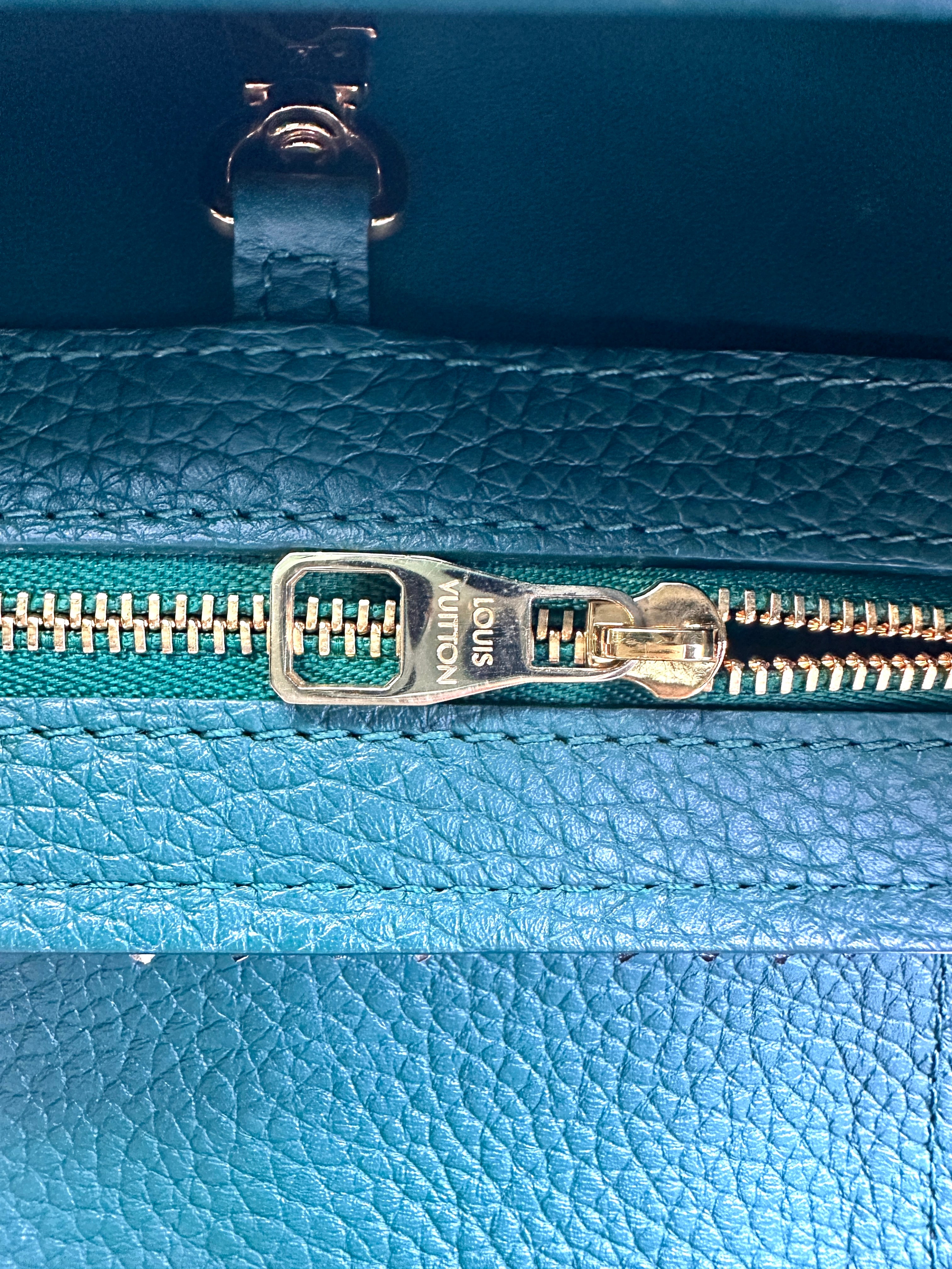 Louis Vuitton Capucines BB Green Leather Python Handle Bag LV2906