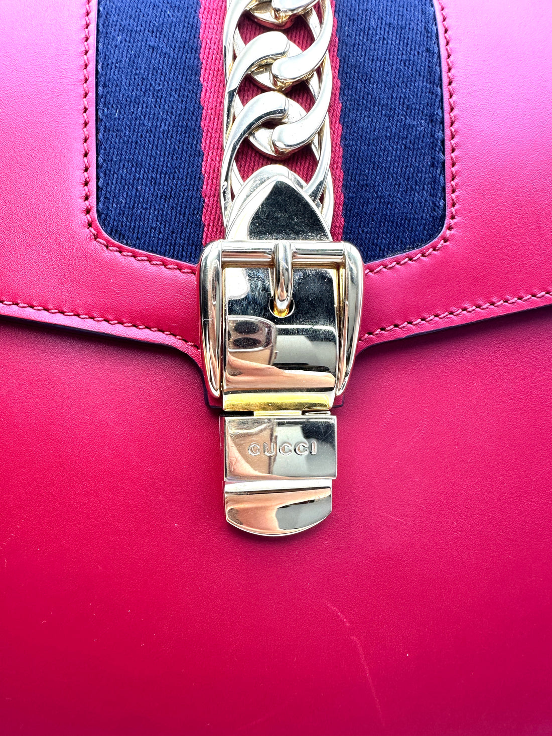 Gucci Sylvie Red Leather Large Size Shoulder Bag GG1157