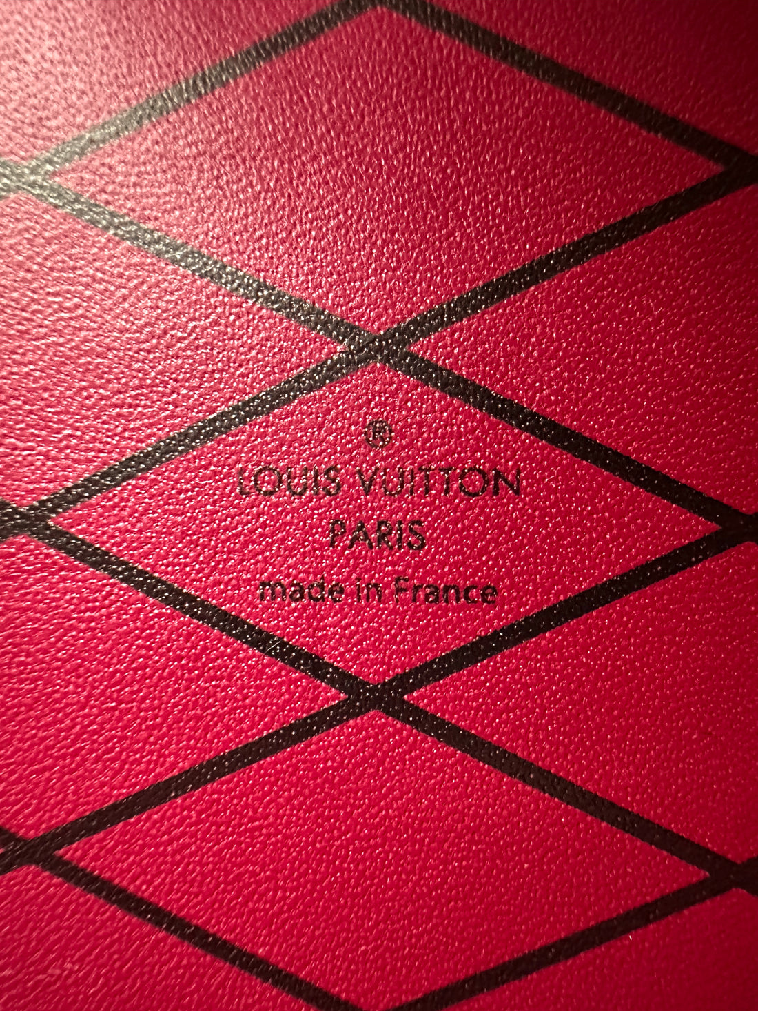 Louis Vuitton Petite Malle Pink Epi Leather Shoulder Bag LV2904