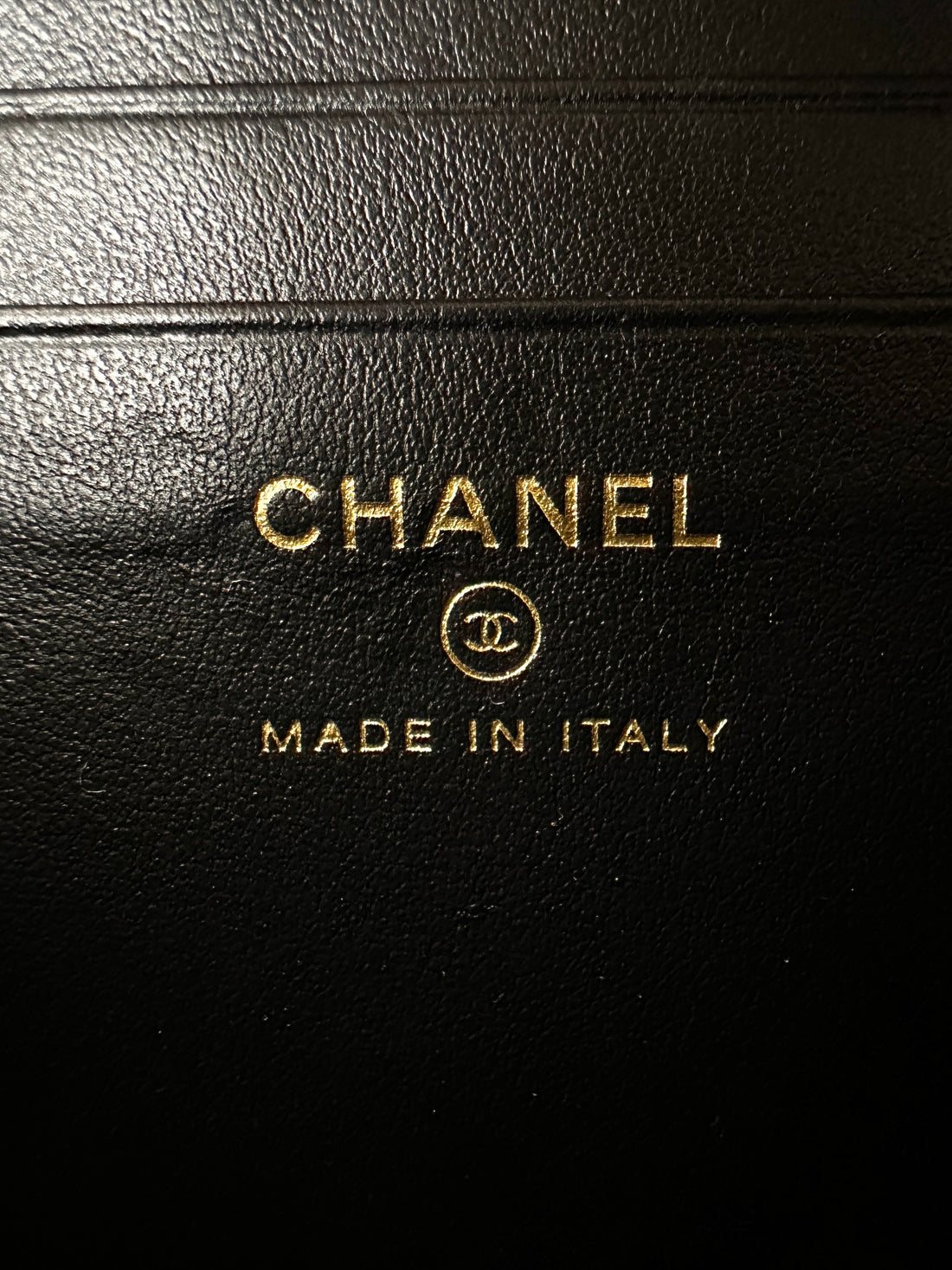 Chanel CC Filigree Beige/Black Quilted Leather Mini Vanity Case(29***96) CC2074