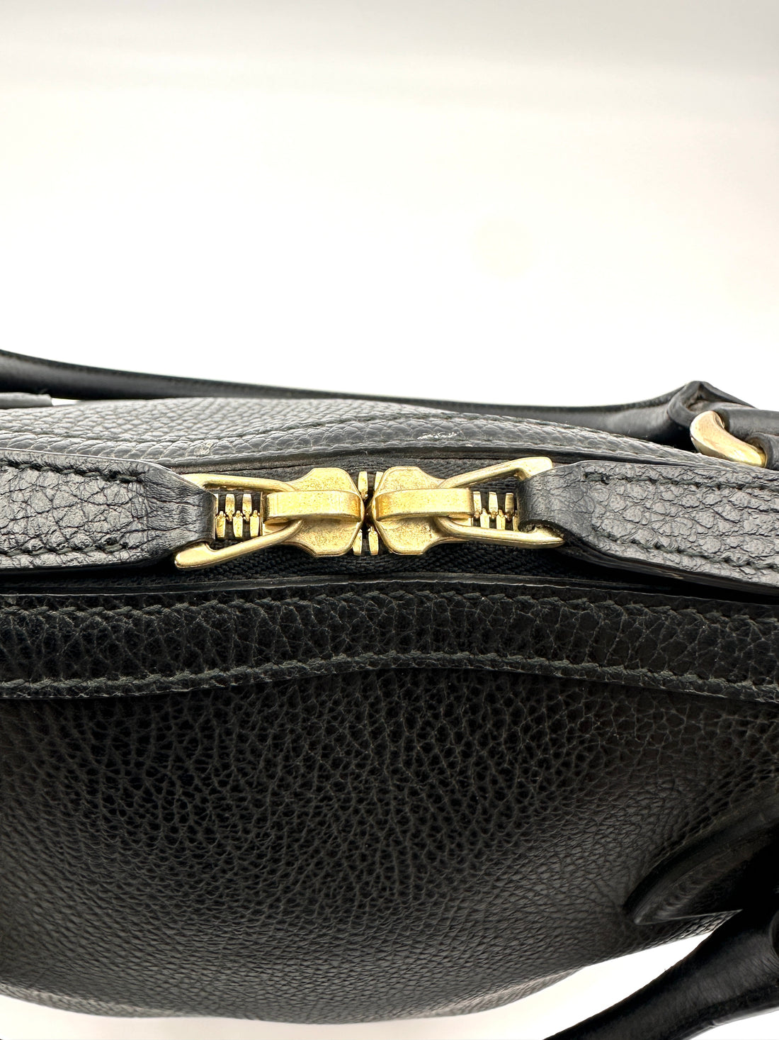 Gucci Interlocking G Black Leather Handle Bag GG1162