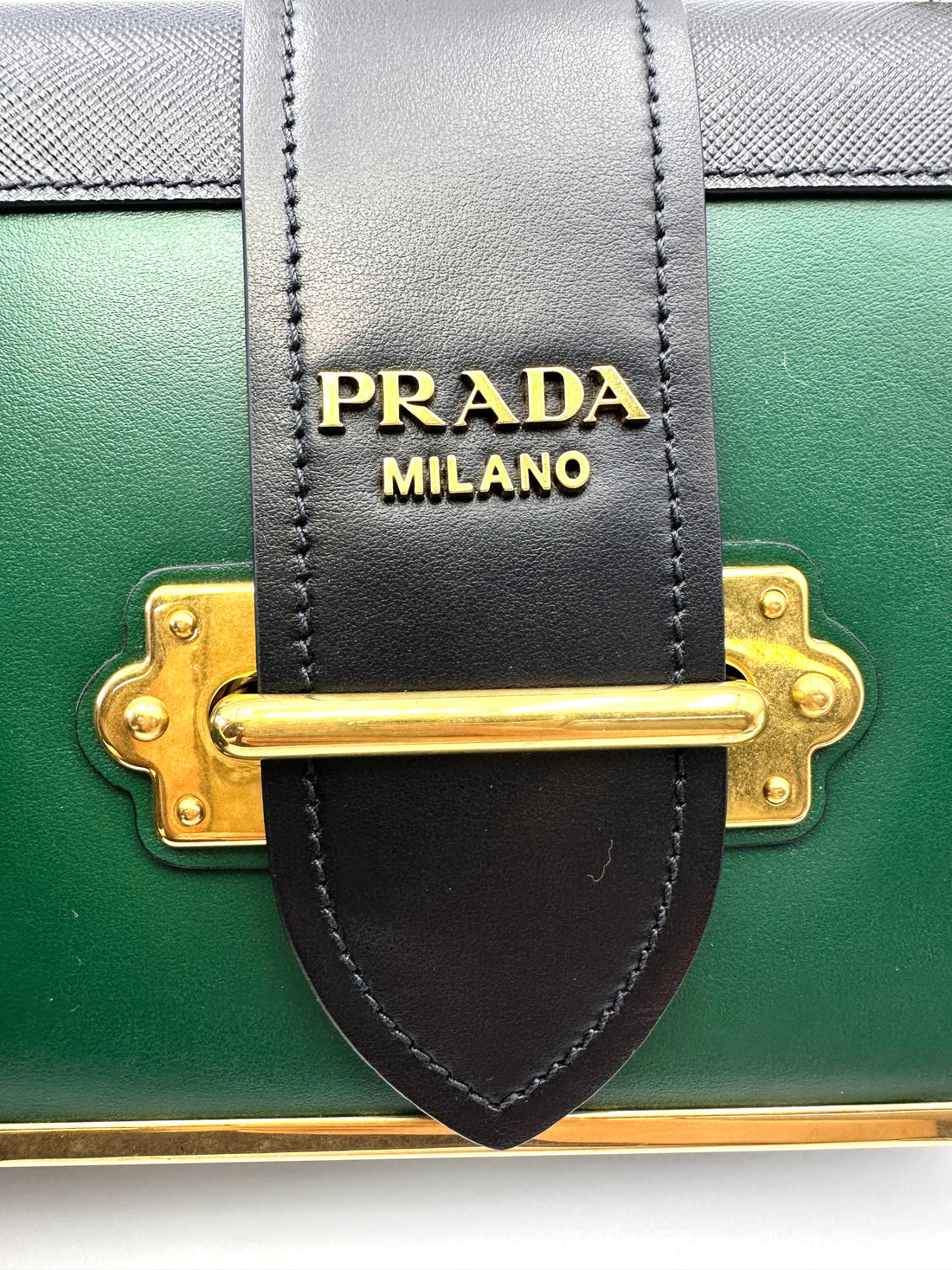 Prada Cahier Black/Green Leather Shoulder Bag PR430