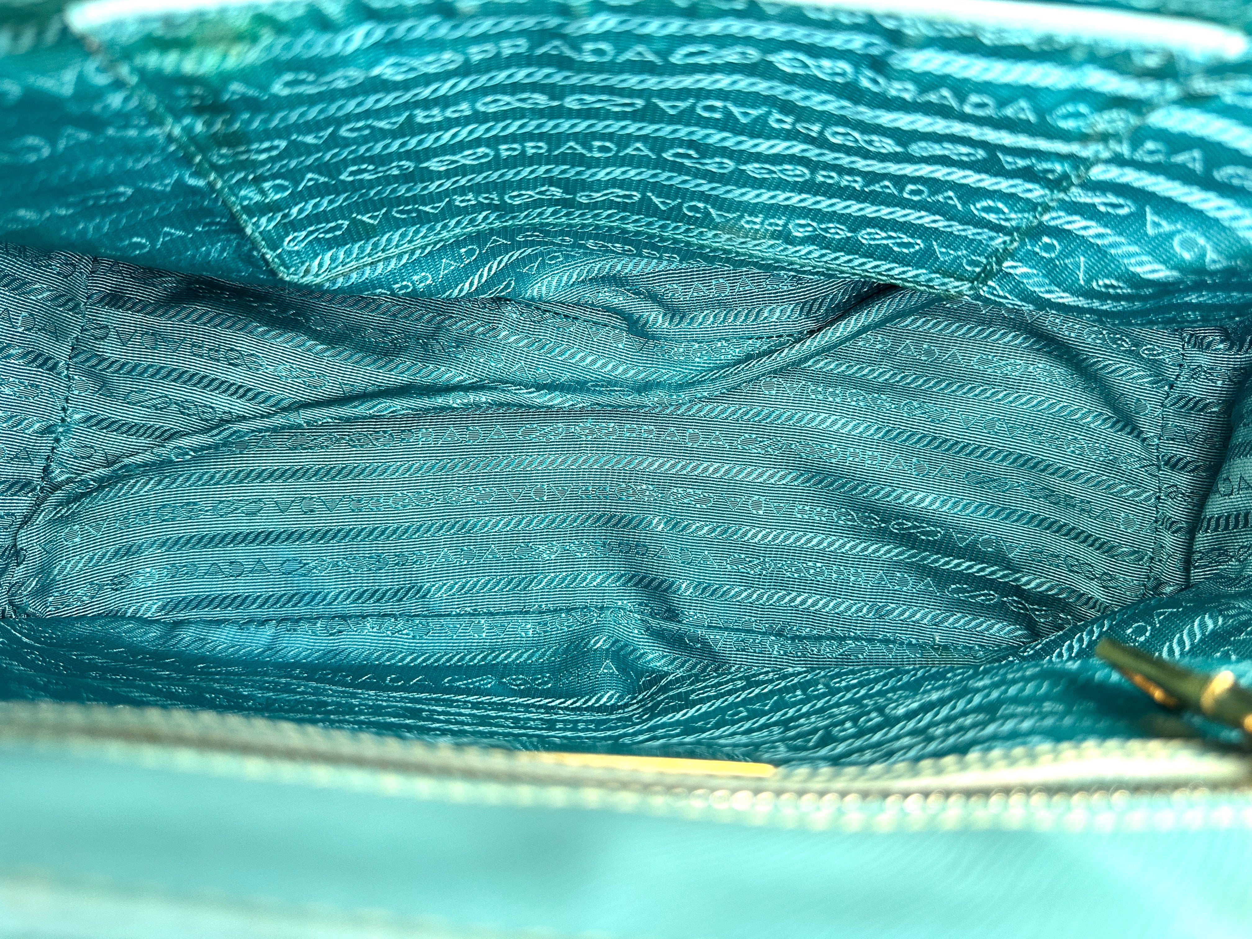 Prada Galleria Blue Saffiano Leather Handle Bag PR421