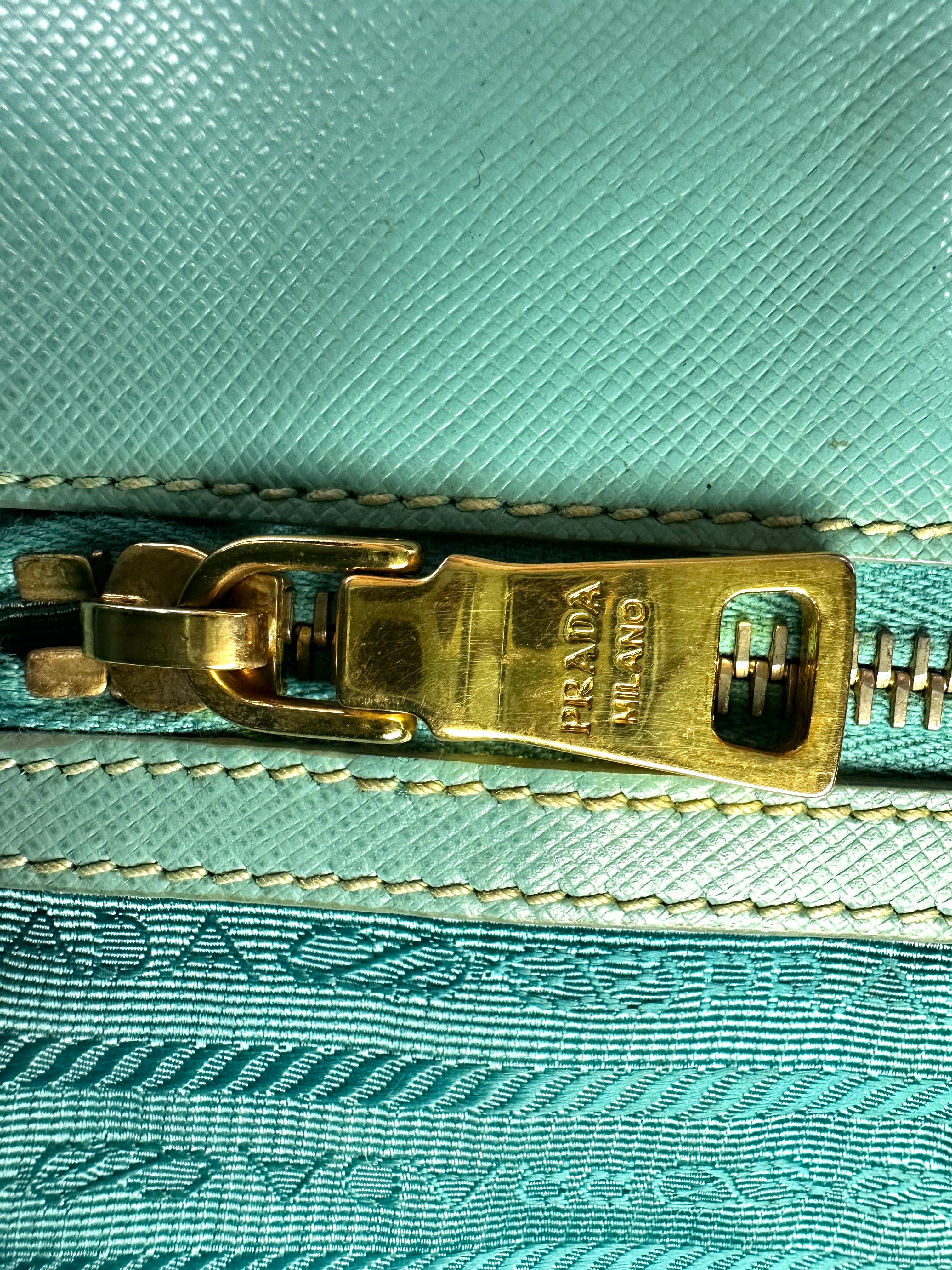 Prada Galleria Blue Saffiano Leather Handle Bag PR421