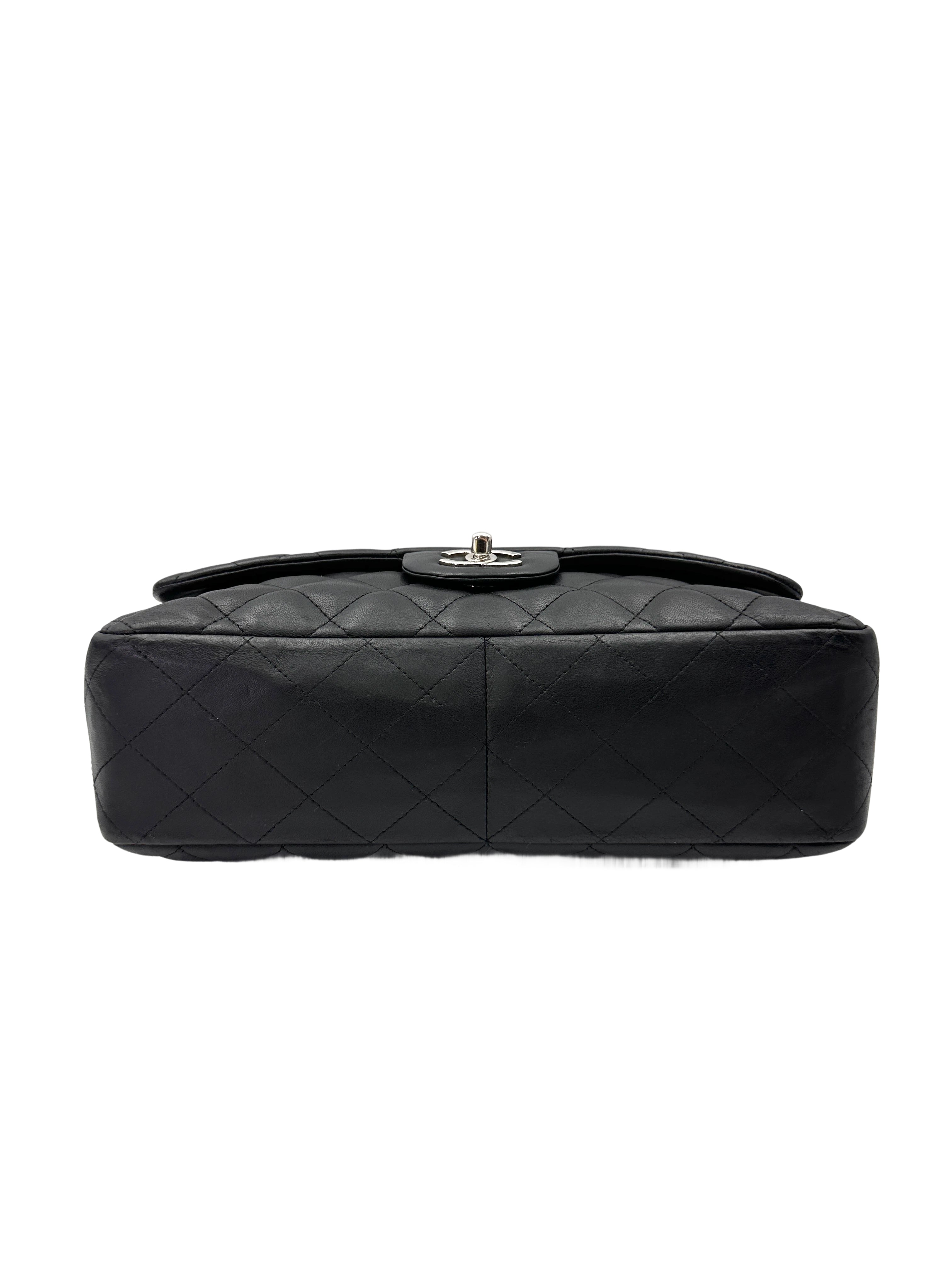 Chanel Classic Flap Black Quilted Leather Jumbo Flap Bag With Silver Buckle(13***55) CC2076