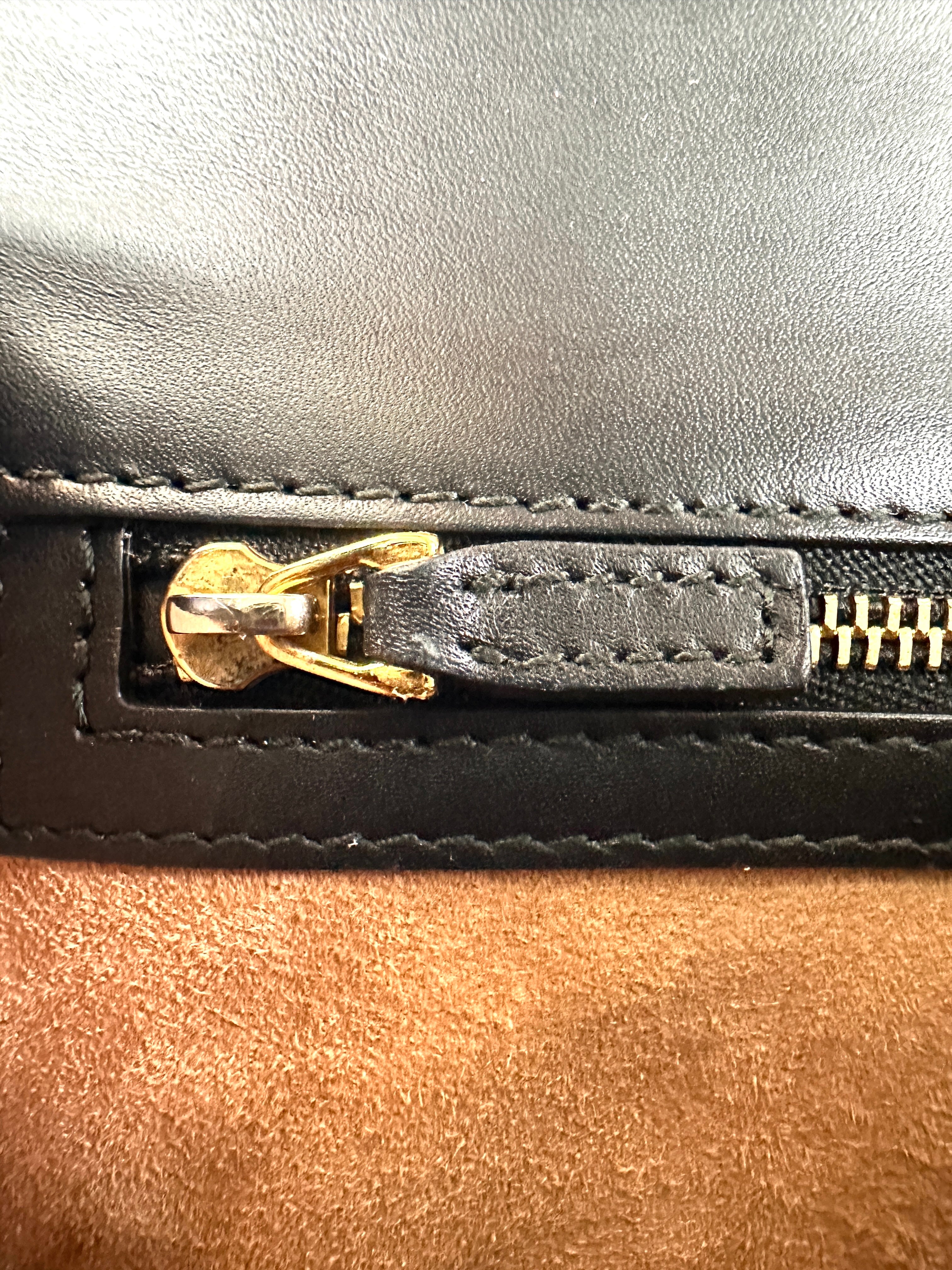 Gucci Sylvie Black Leather Medium Size Shoulder Bag GG1166