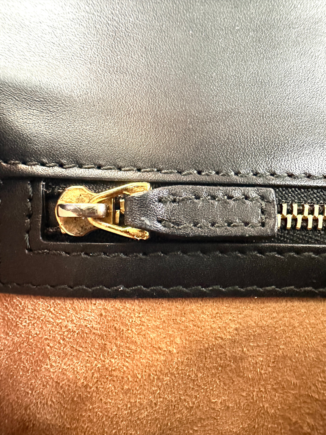 Gucci Sylvie Black Leather Medium Size Shoulder Bag GG1166