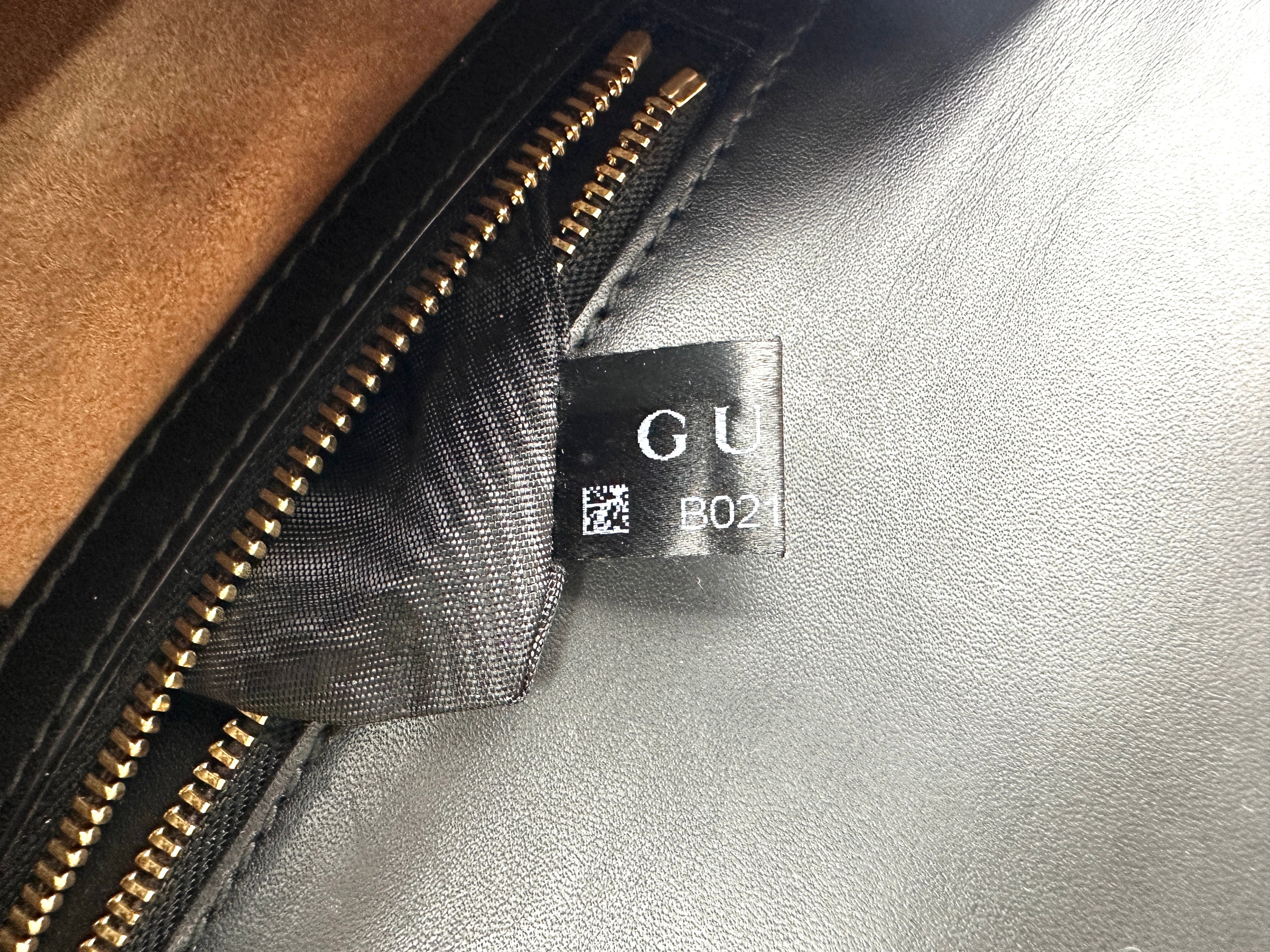Gucci Sylvie Black Leather Medium Size Shoulder Bag GG1166
