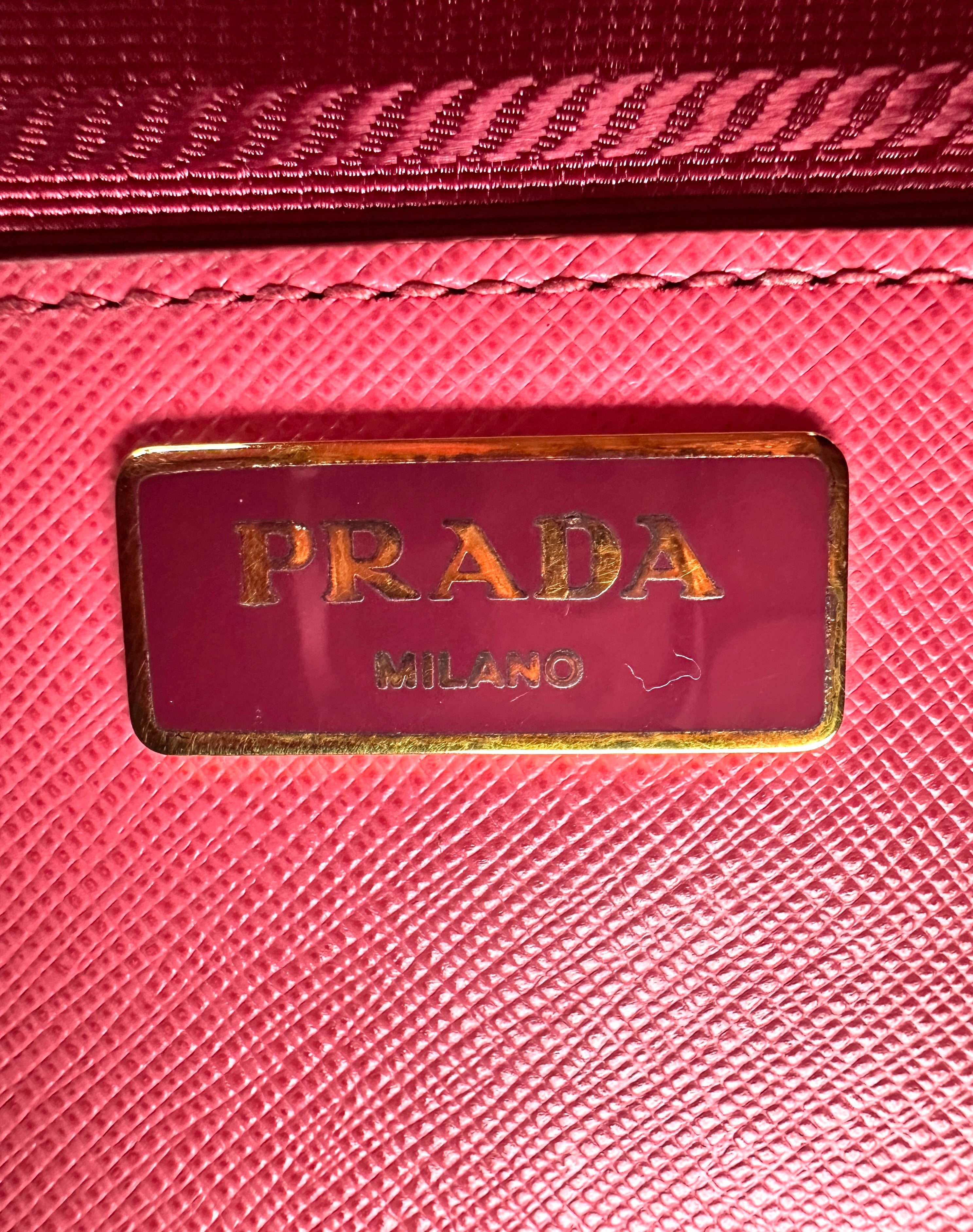 Prada Galleria Pink Saffiano Leather Handle Bag PR422