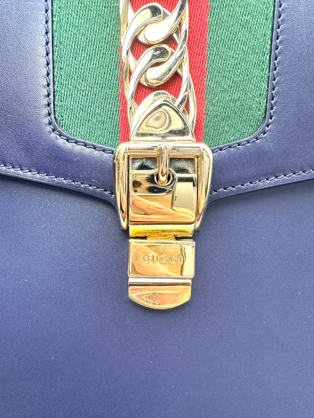 Gucci Sylvie Black Leather Large Size Top Handle Bag GG1172