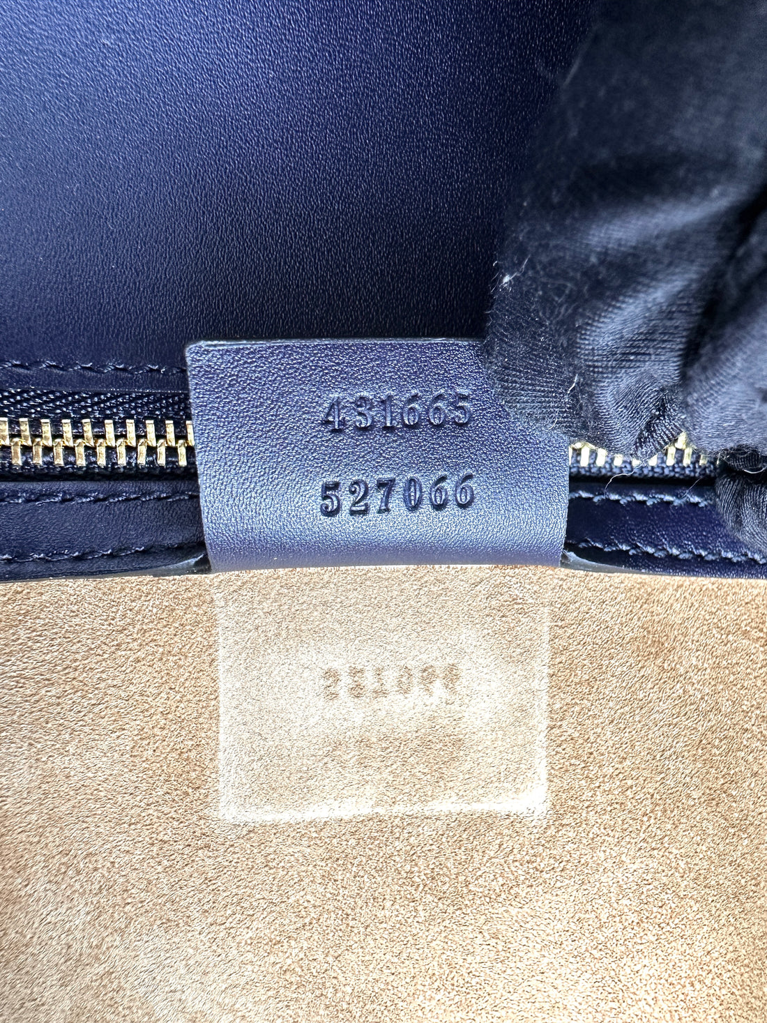 Gucci Sylvie Black Leather Large Size Top Handle Bag GG1172