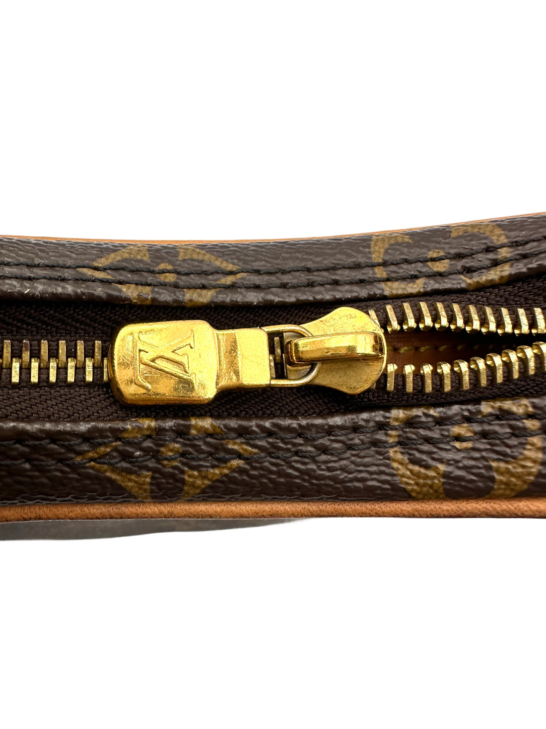 Louis Vuitton Loop Monogram Canvas Shoulder Bag LV2915