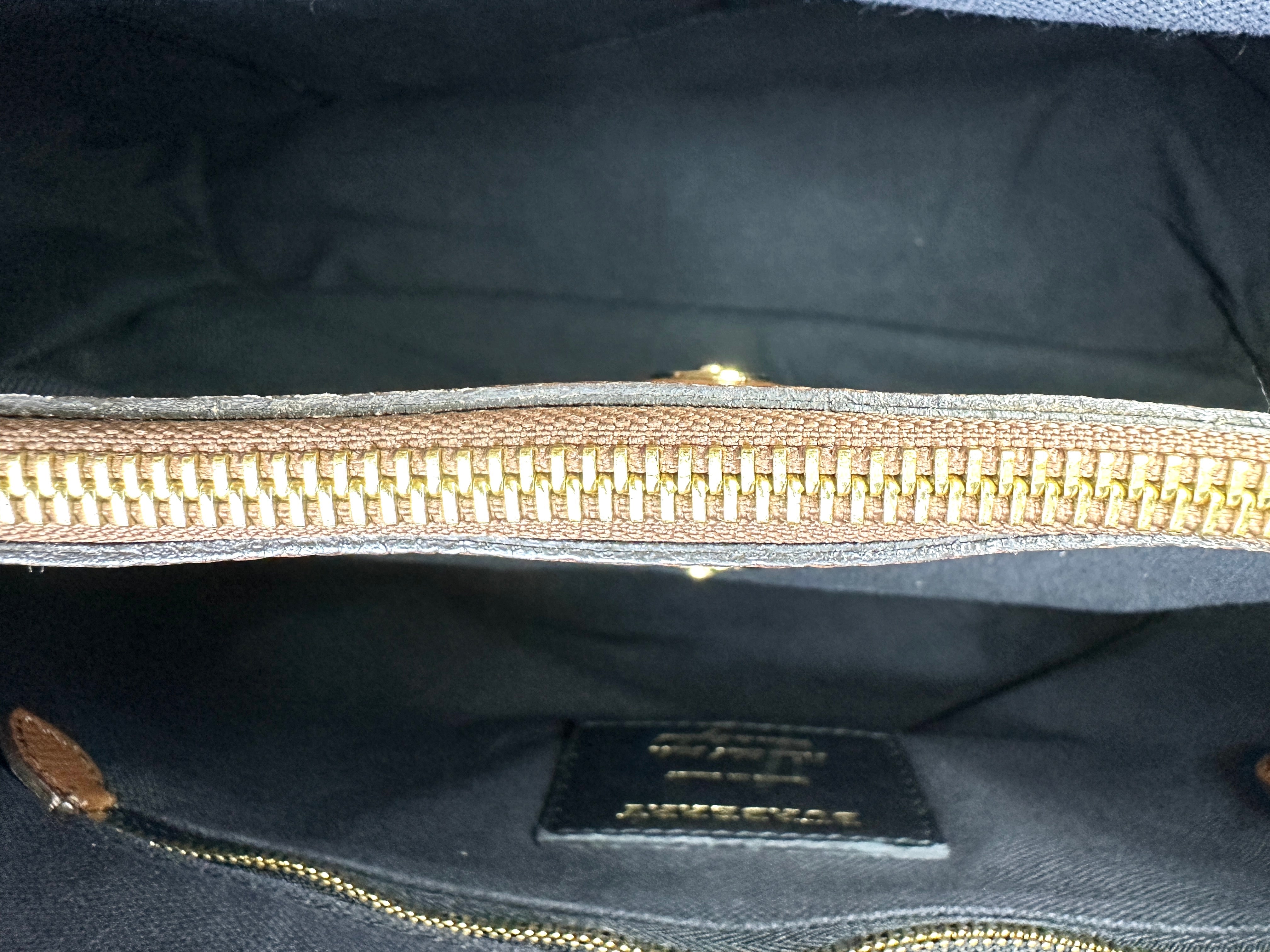 Burberry The Banner Beige Leather Handle Bag BR68