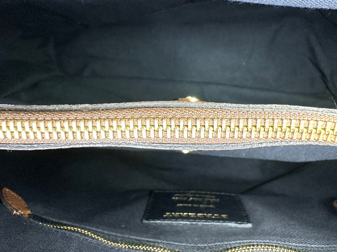 Burberry The Banner Beige Leather Handle Bag BR68