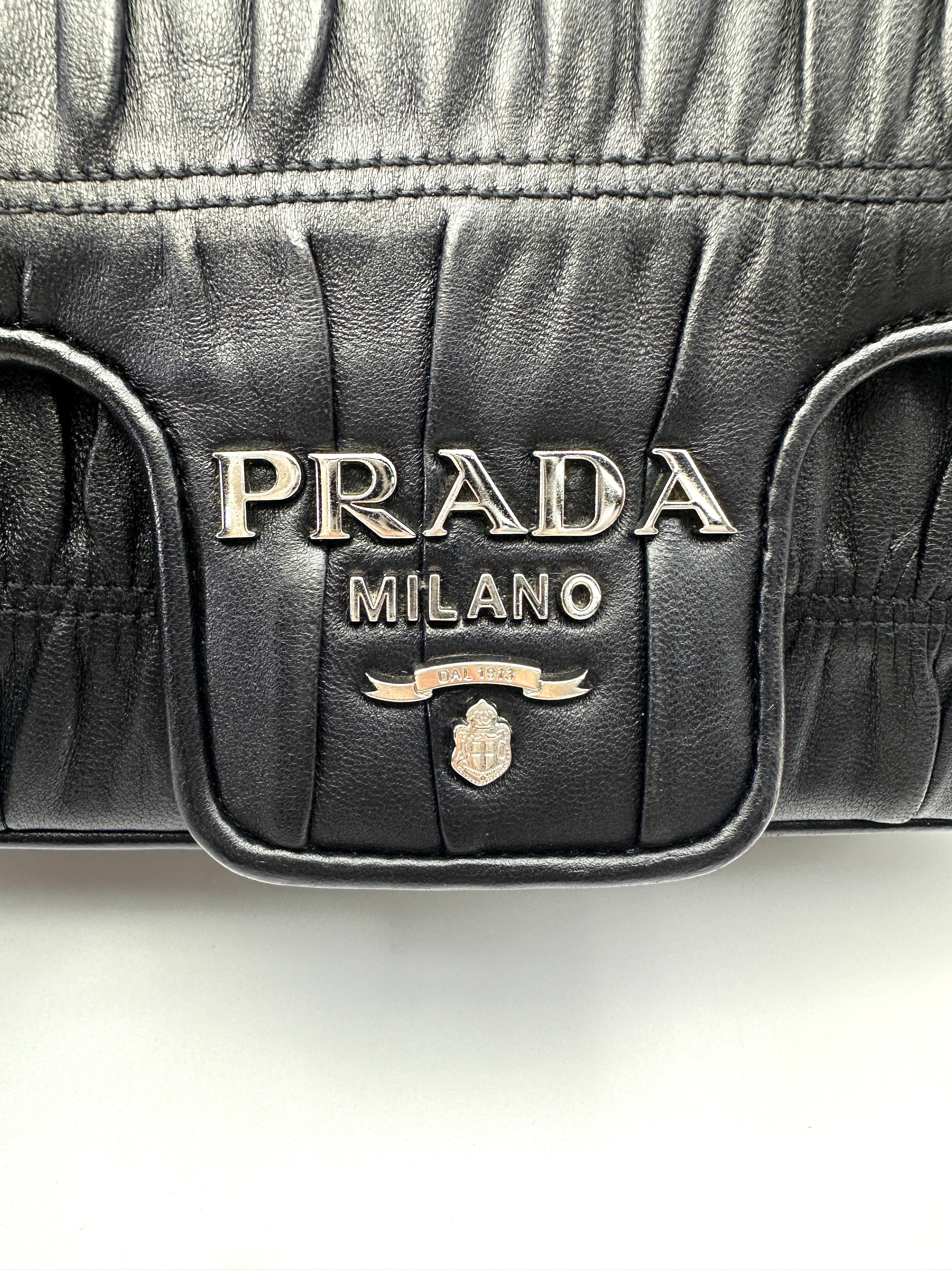 Prada Nappa Gaufre Black Leather Chain Shoulder Bag PR423