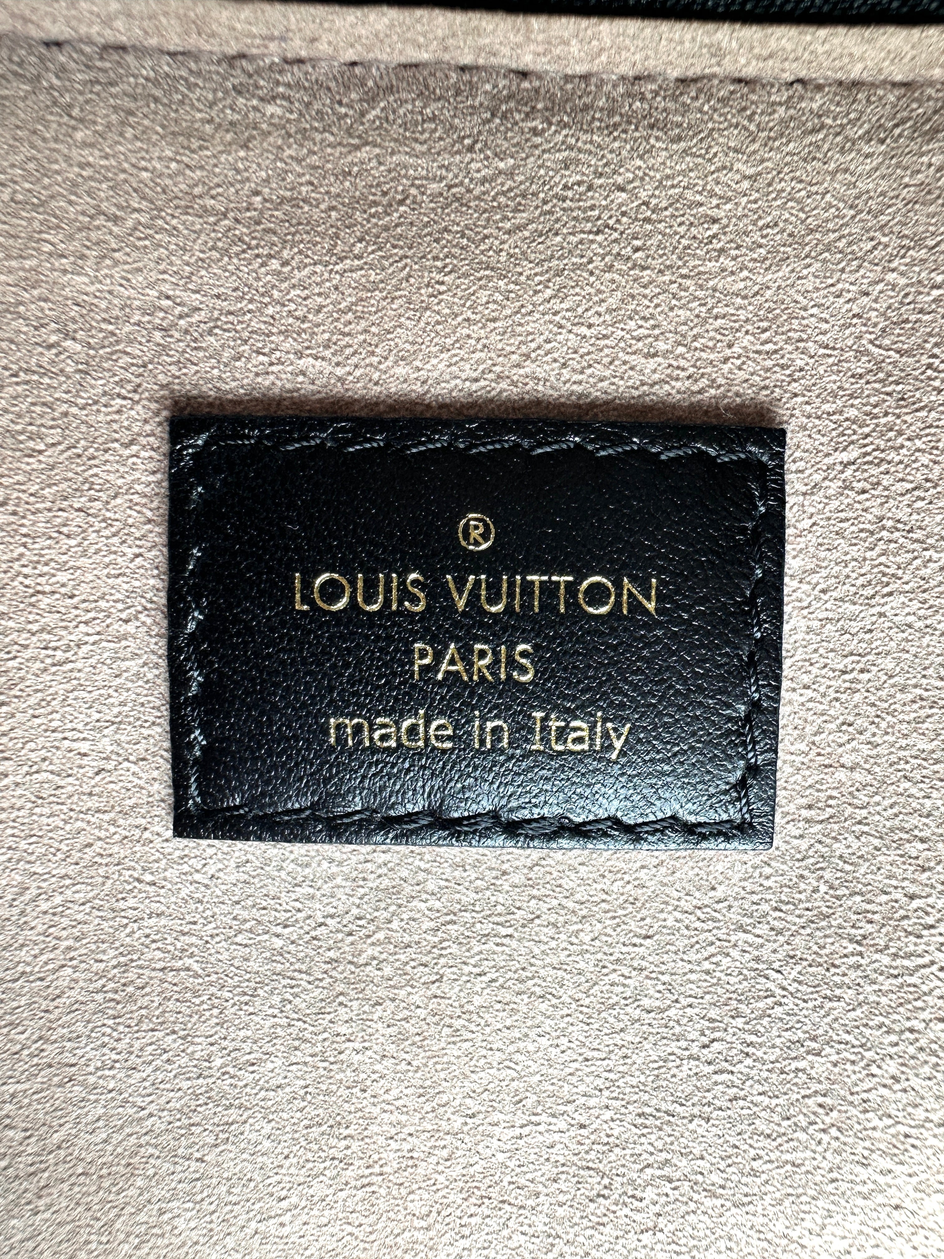 Louis Vuitton Coussin Black Monogram Embossed Leather Shoulder Bag LV2920