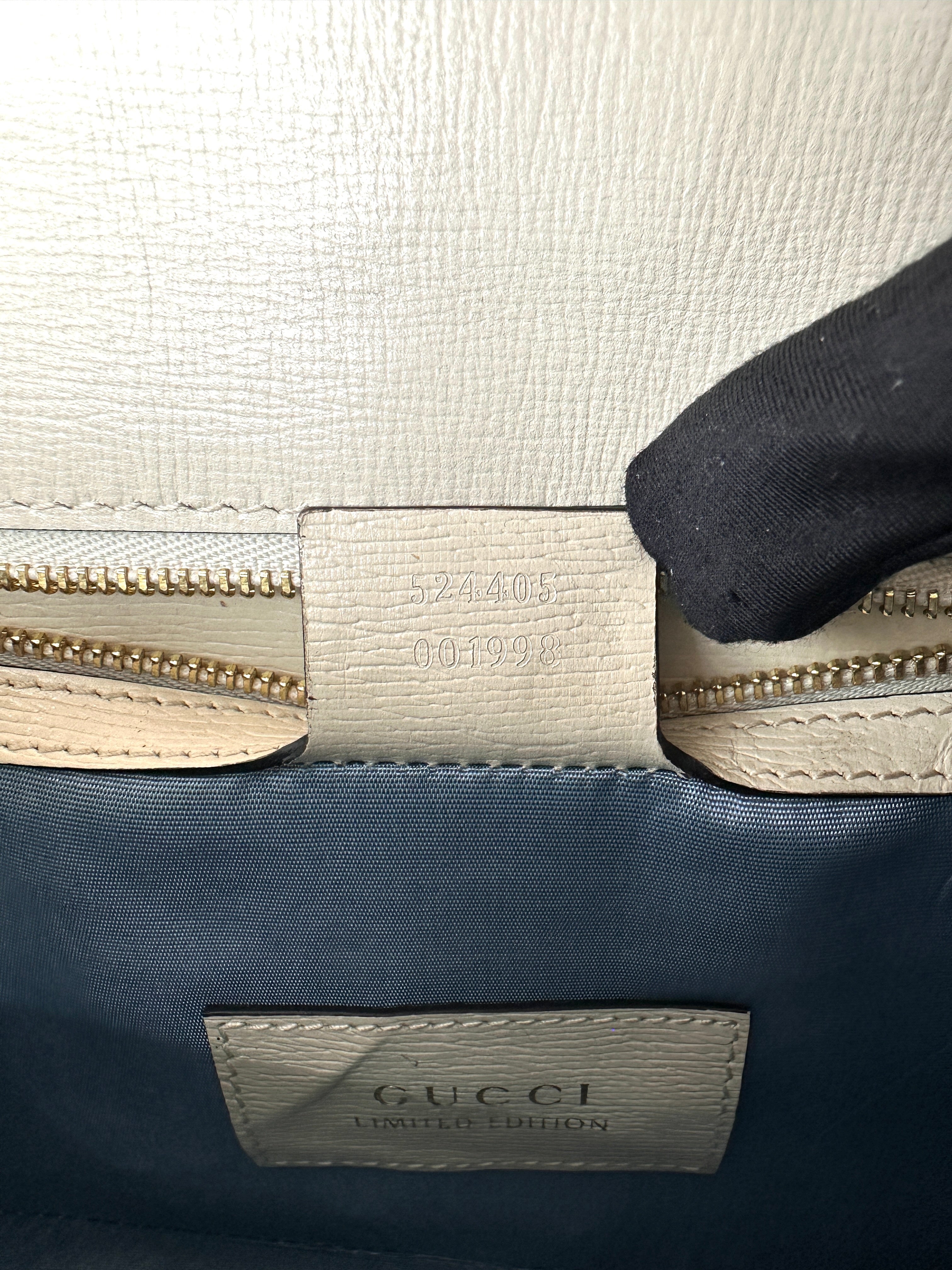 Gucci Sylvie Love Heart Stars GG Monogram Canvas Leather Medium Size Shoulder Bag GG1183
