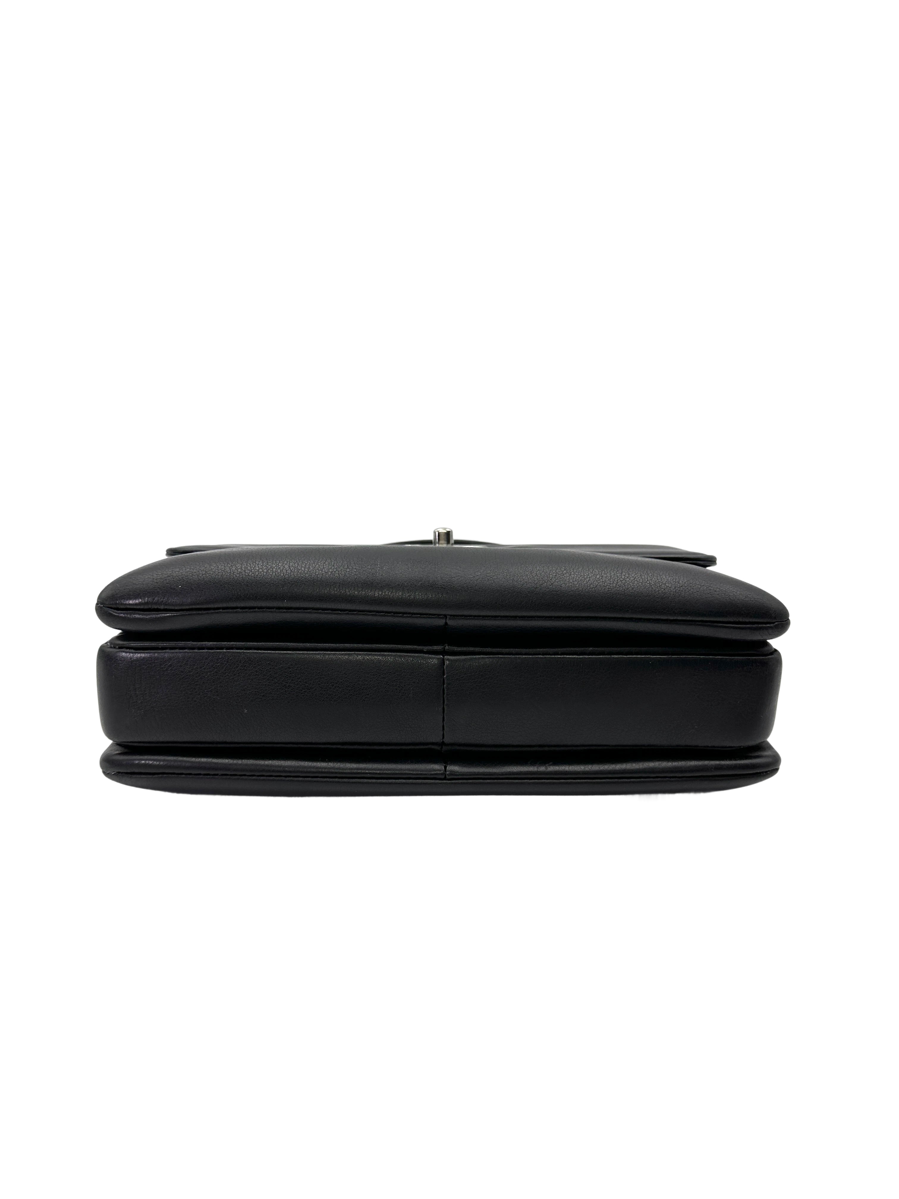 Chanel Black Leather Top Handle Bag(26***23) CC2084