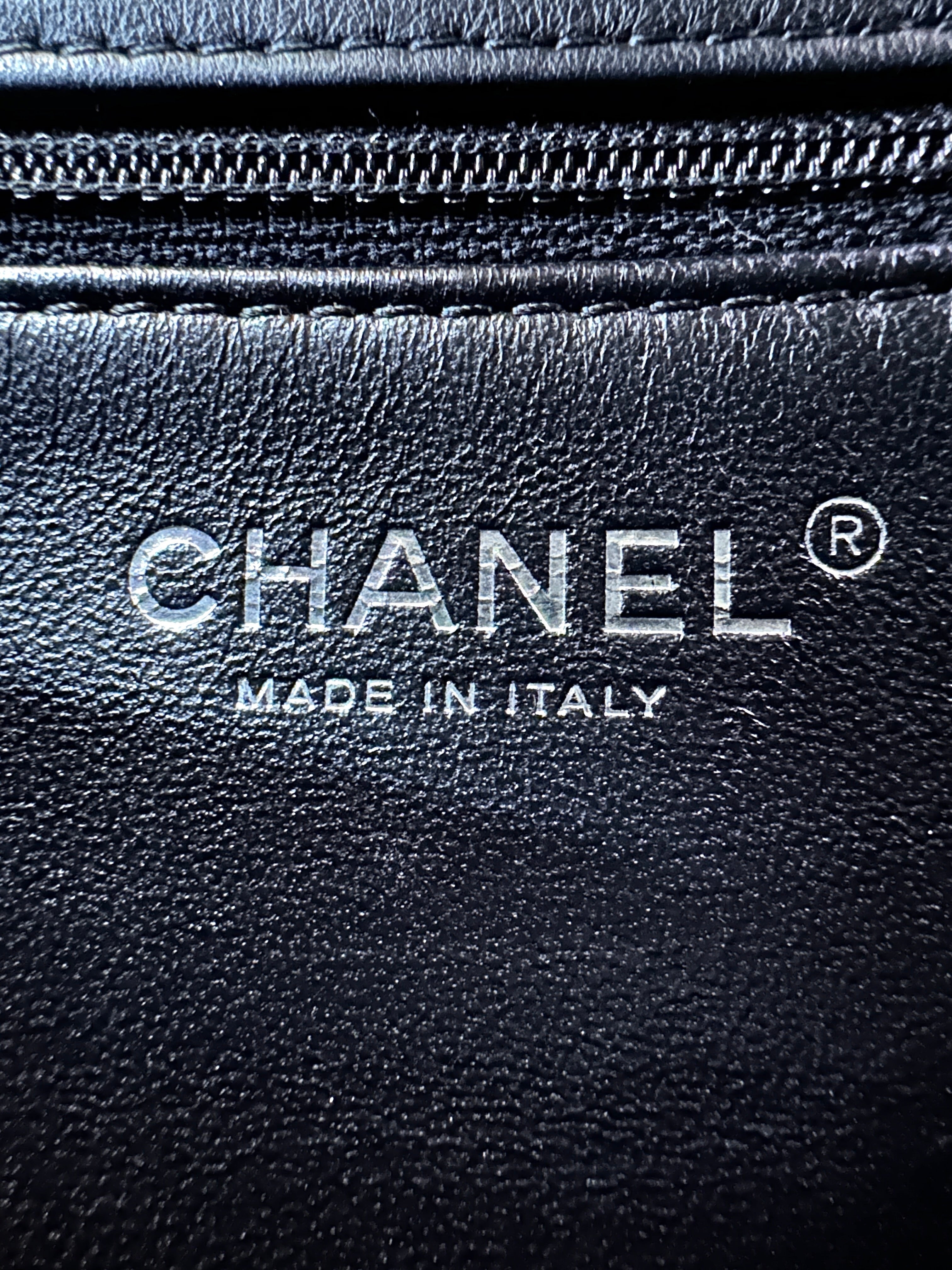 Chanel Black Leather Top Handle Bag(26***23) CC2084