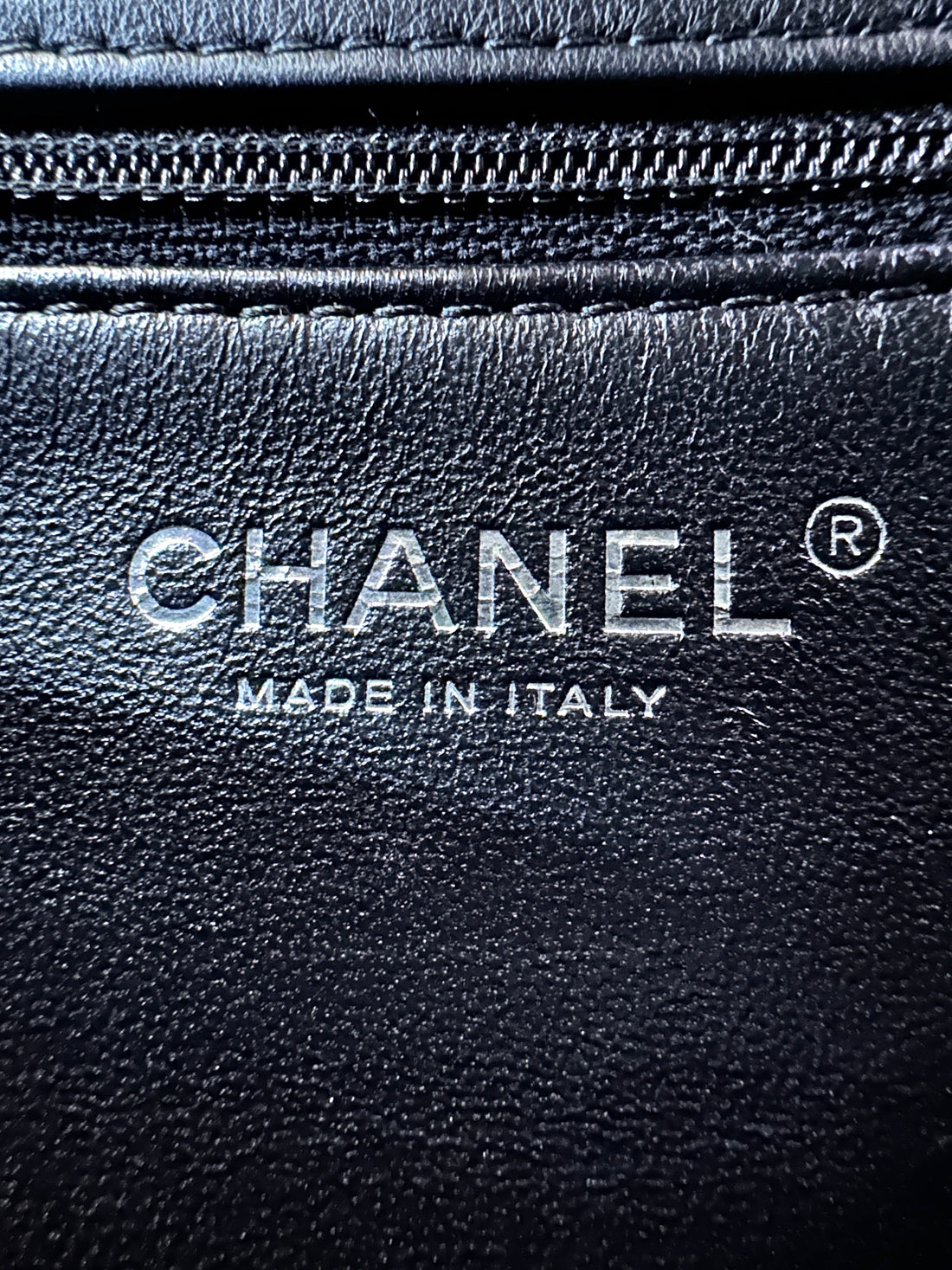 Chanel Black Leather Top Handle Bag(26***23) CC2084